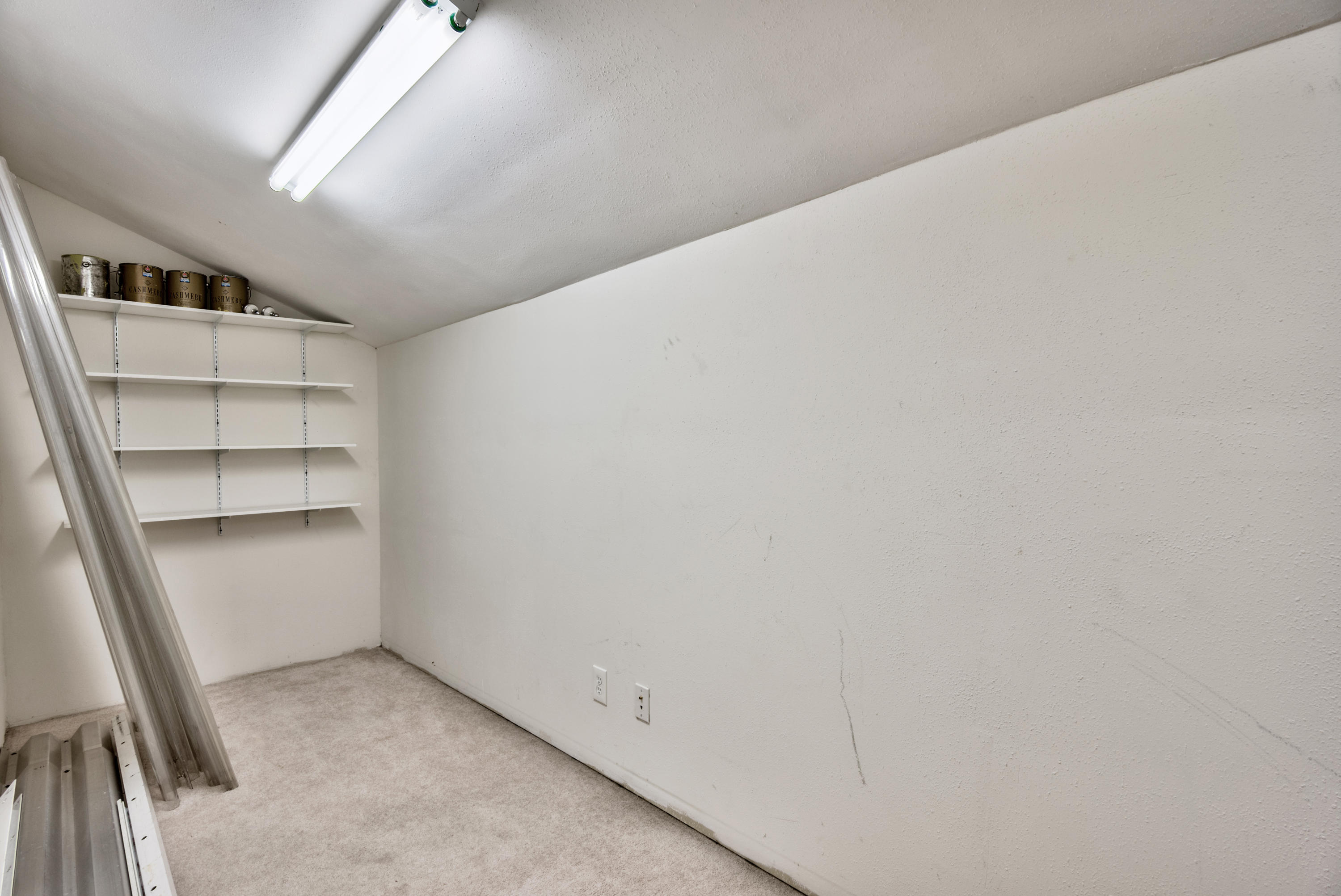 PLAZA THE - Residential Lease
