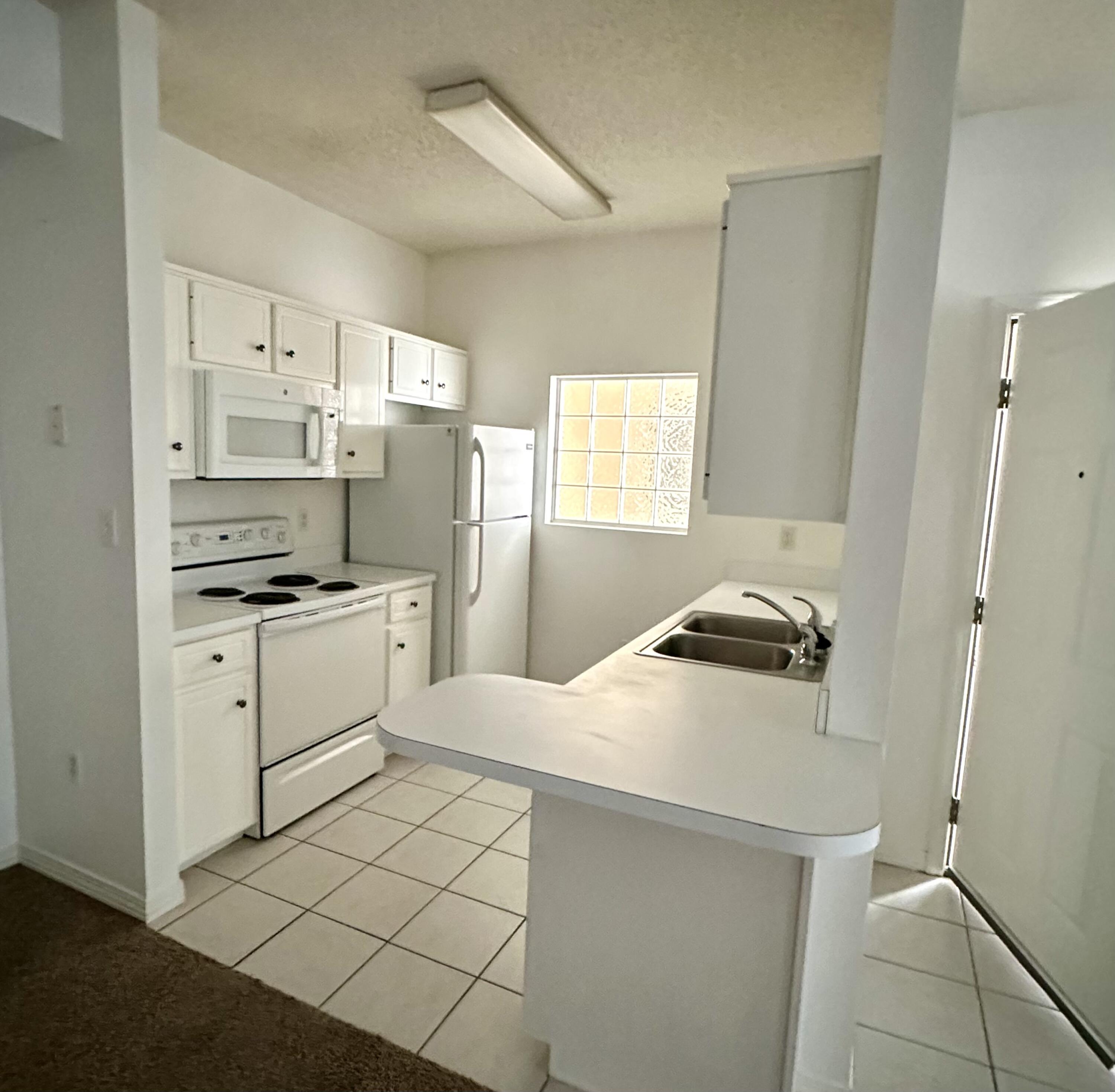 THE OAKS AT NICEVILLE - Residential