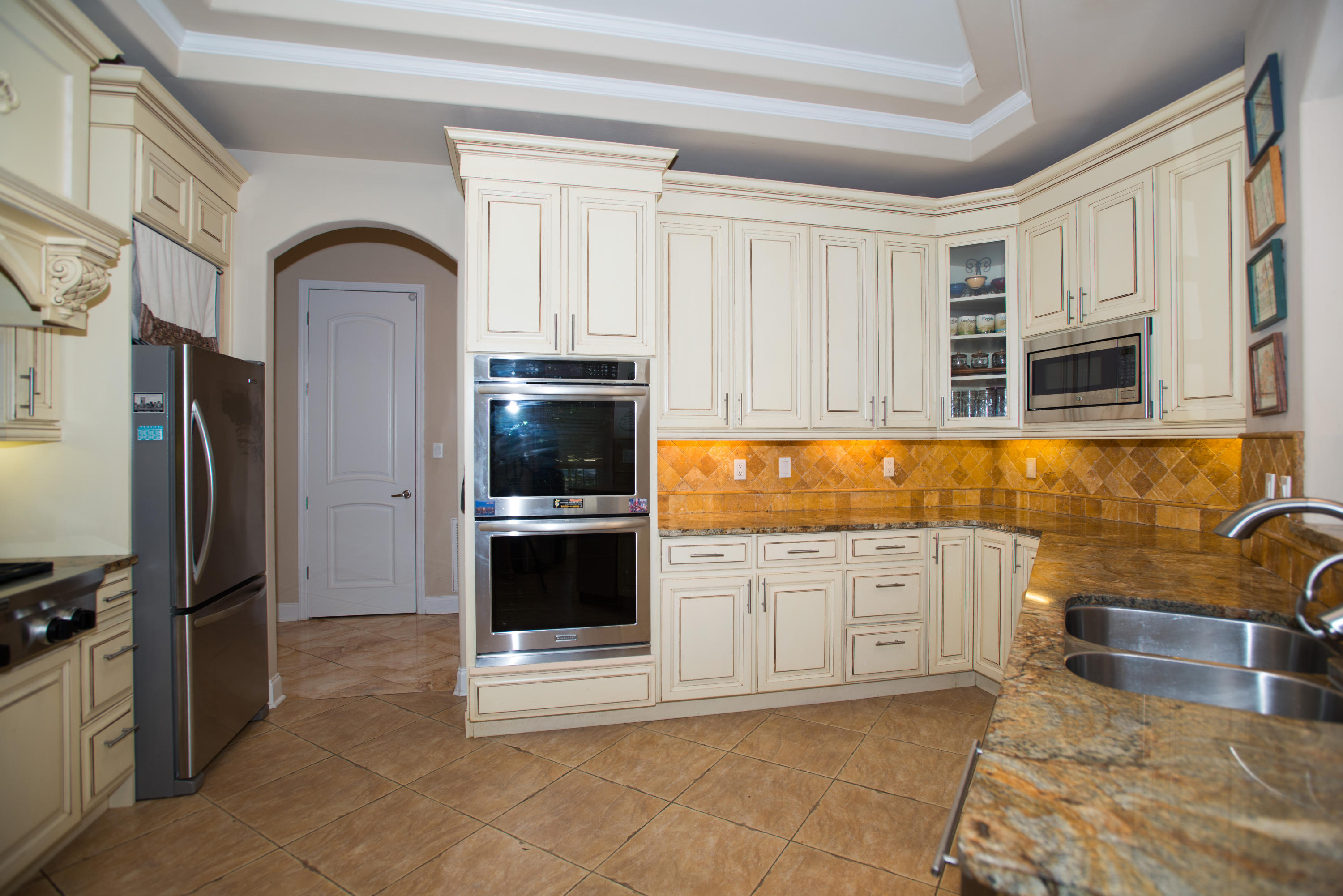 BAHIA VISTA - Residential Lease