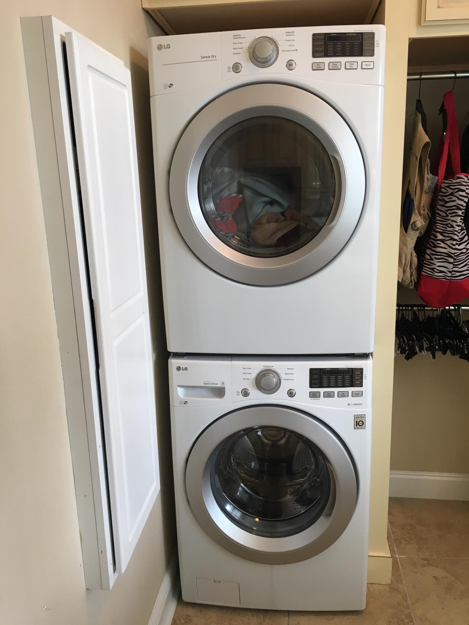 BAHIA VISTA - Residential Lease