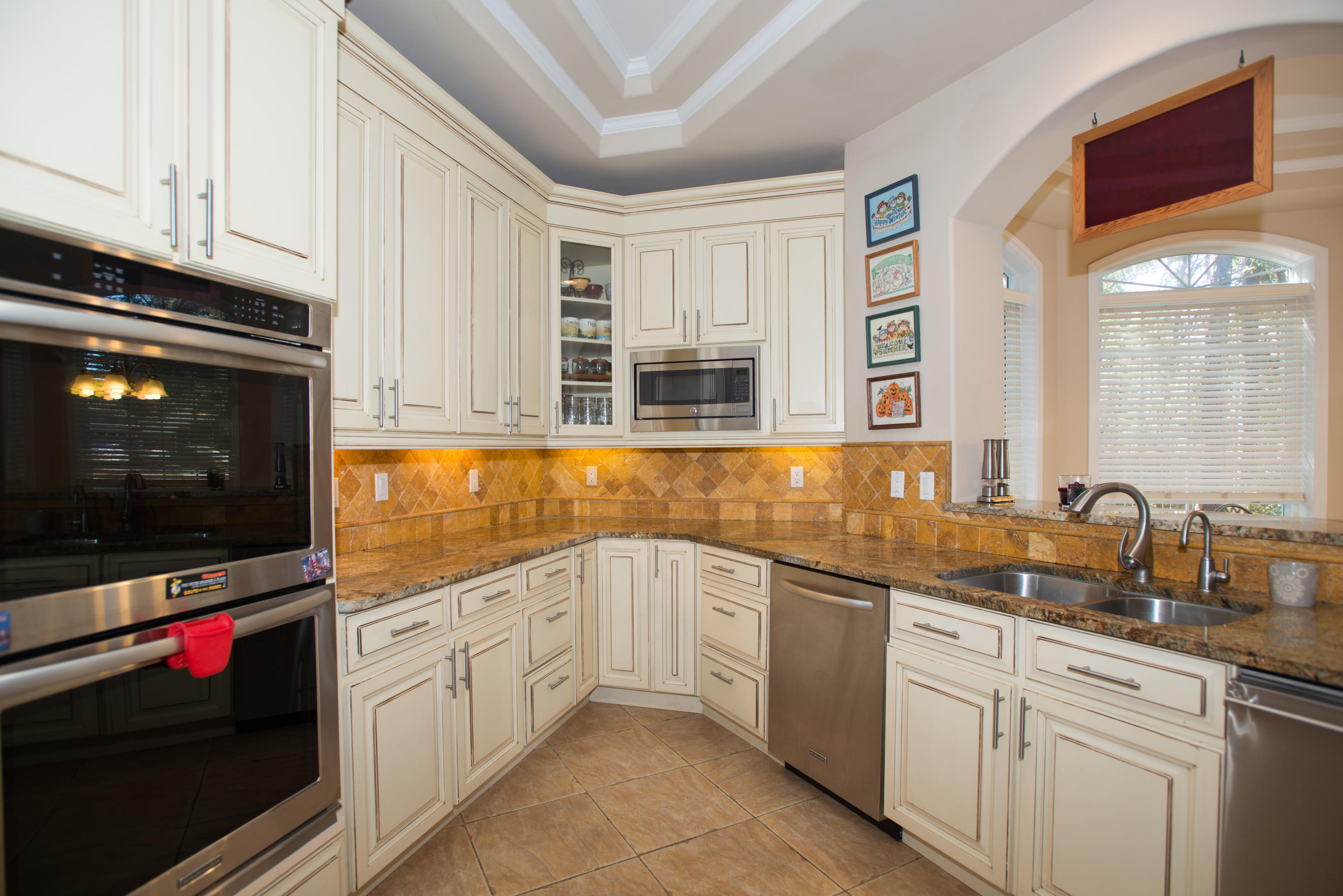 BAHIA VISTA - Residential Lease