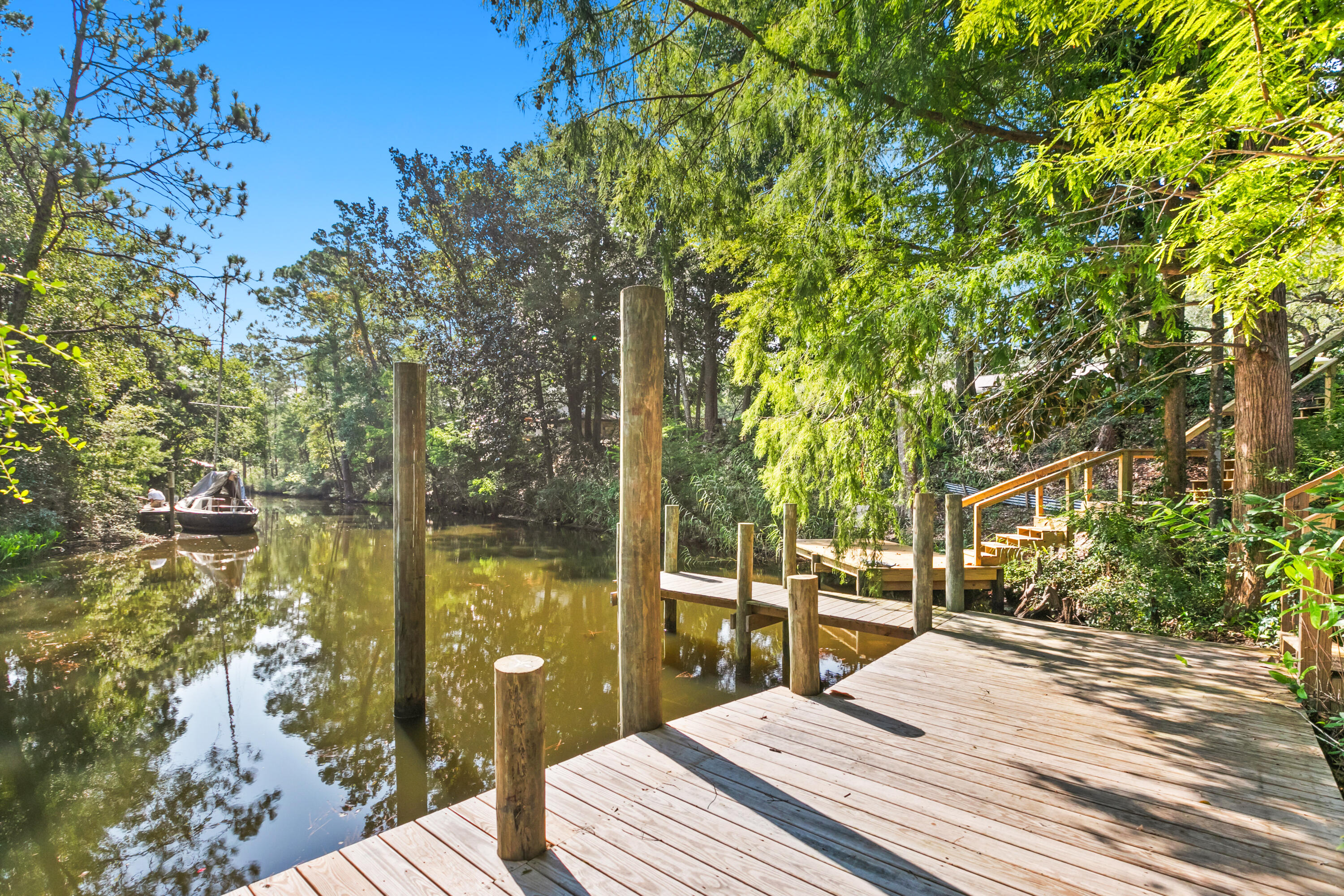 DAUGHETTES AMENDED - Residential