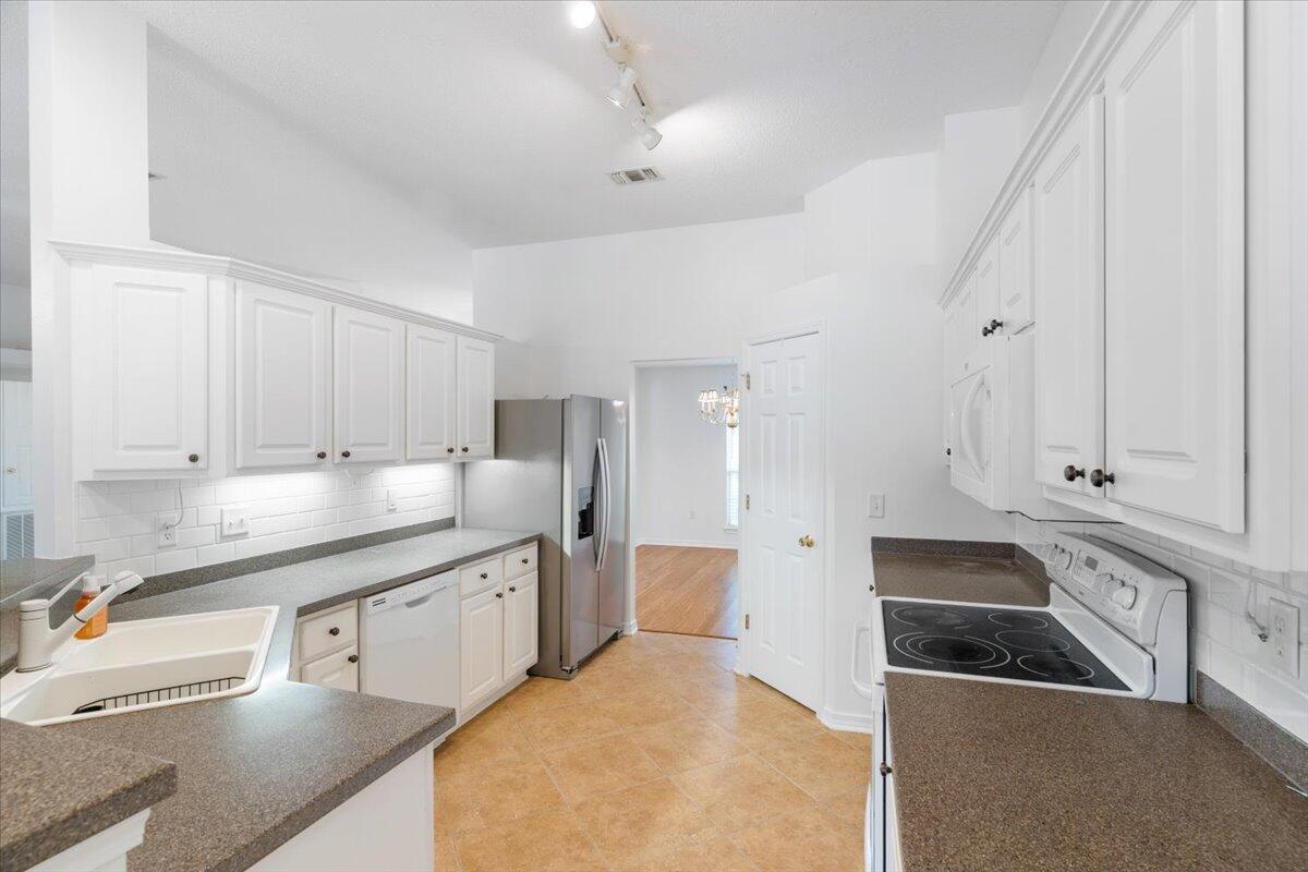HOLLEY BY THE SEA, 2ND CORR. & AMMEN. - Residential
