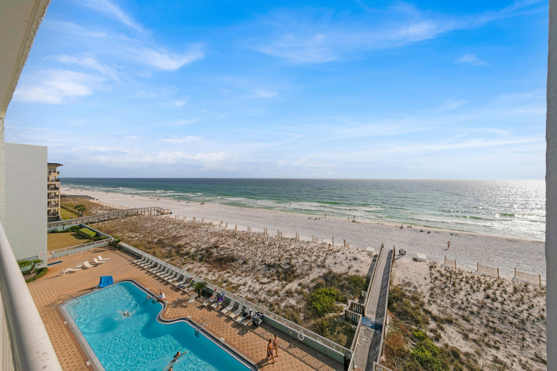 ISLANDER BEACH RESORT & CONDO - Residential