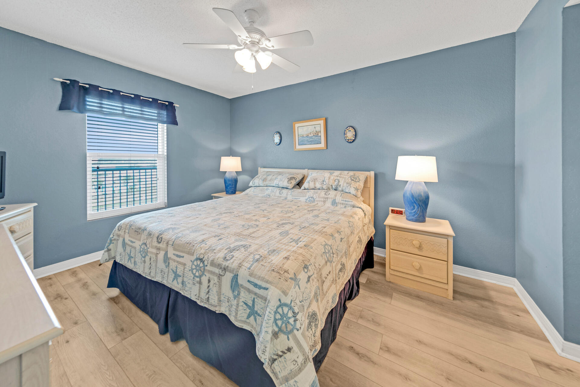 ISLANDER BEACH RESORT & CONDO - Residential