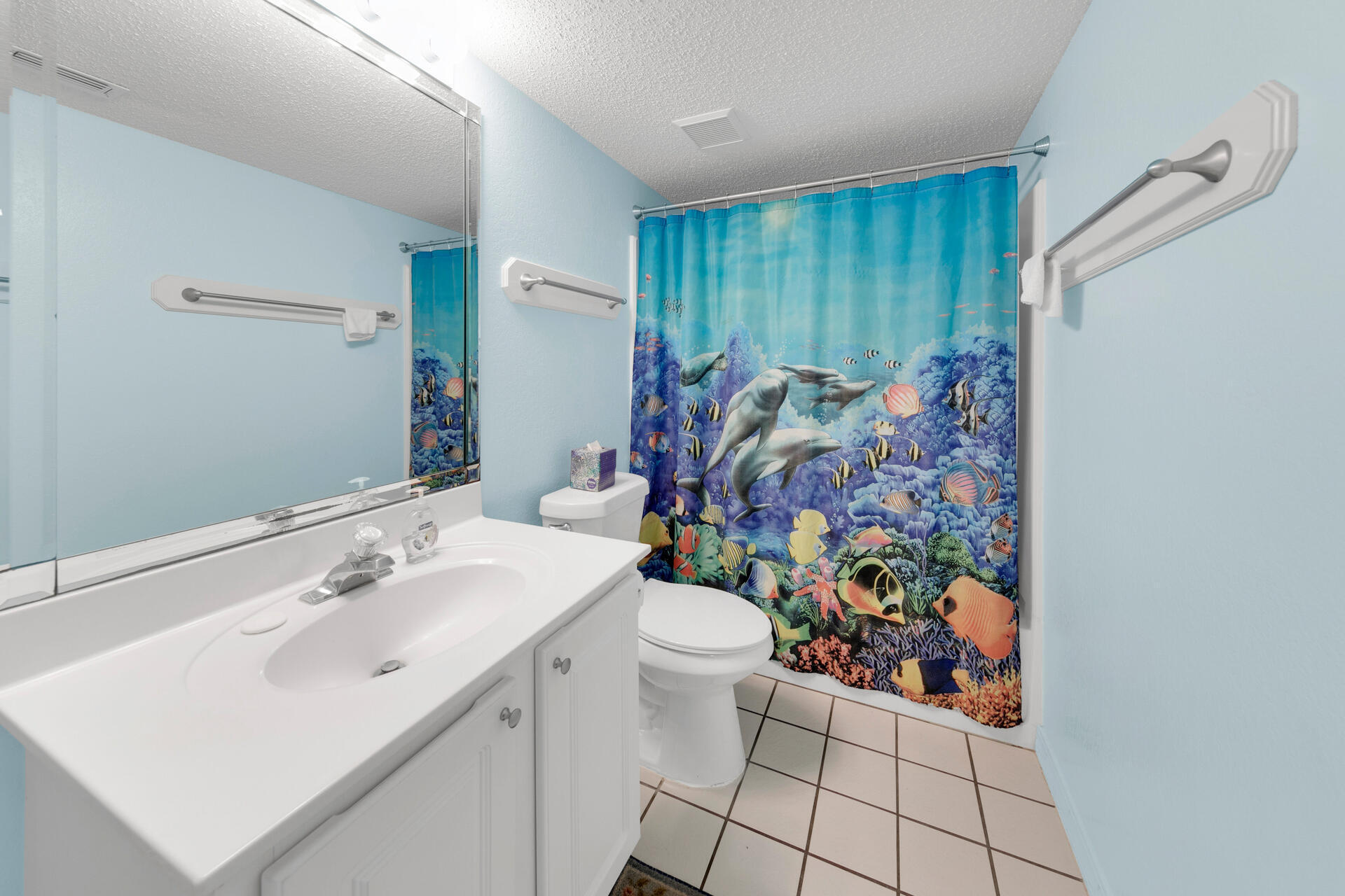 ISLANDER BEACH RESORT & CONDO - Residential