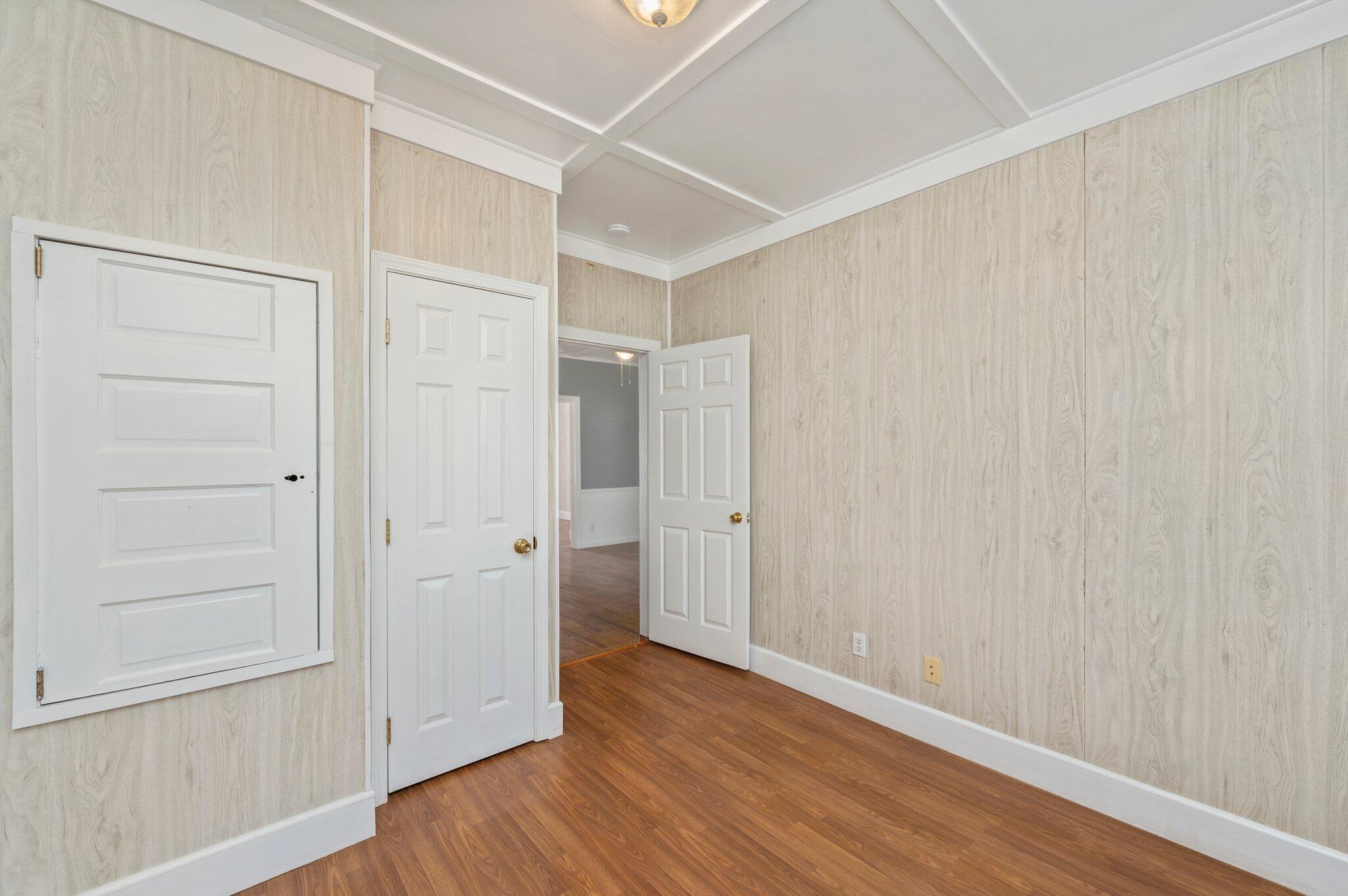 METES & BOUNDS - Residential Lease