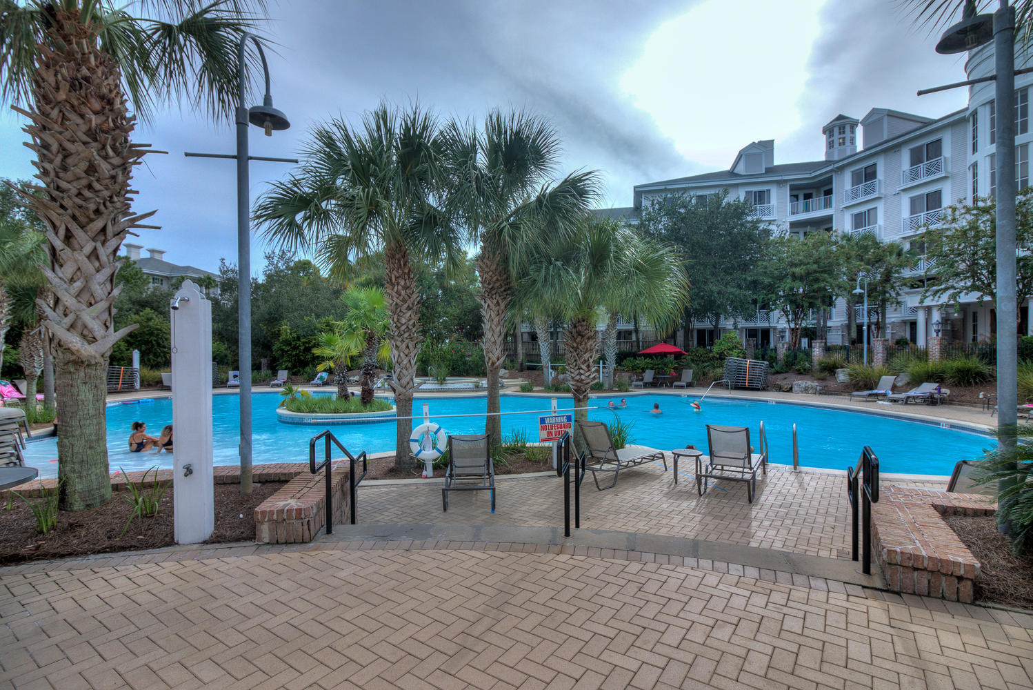 BAHIA CONDO - Residential