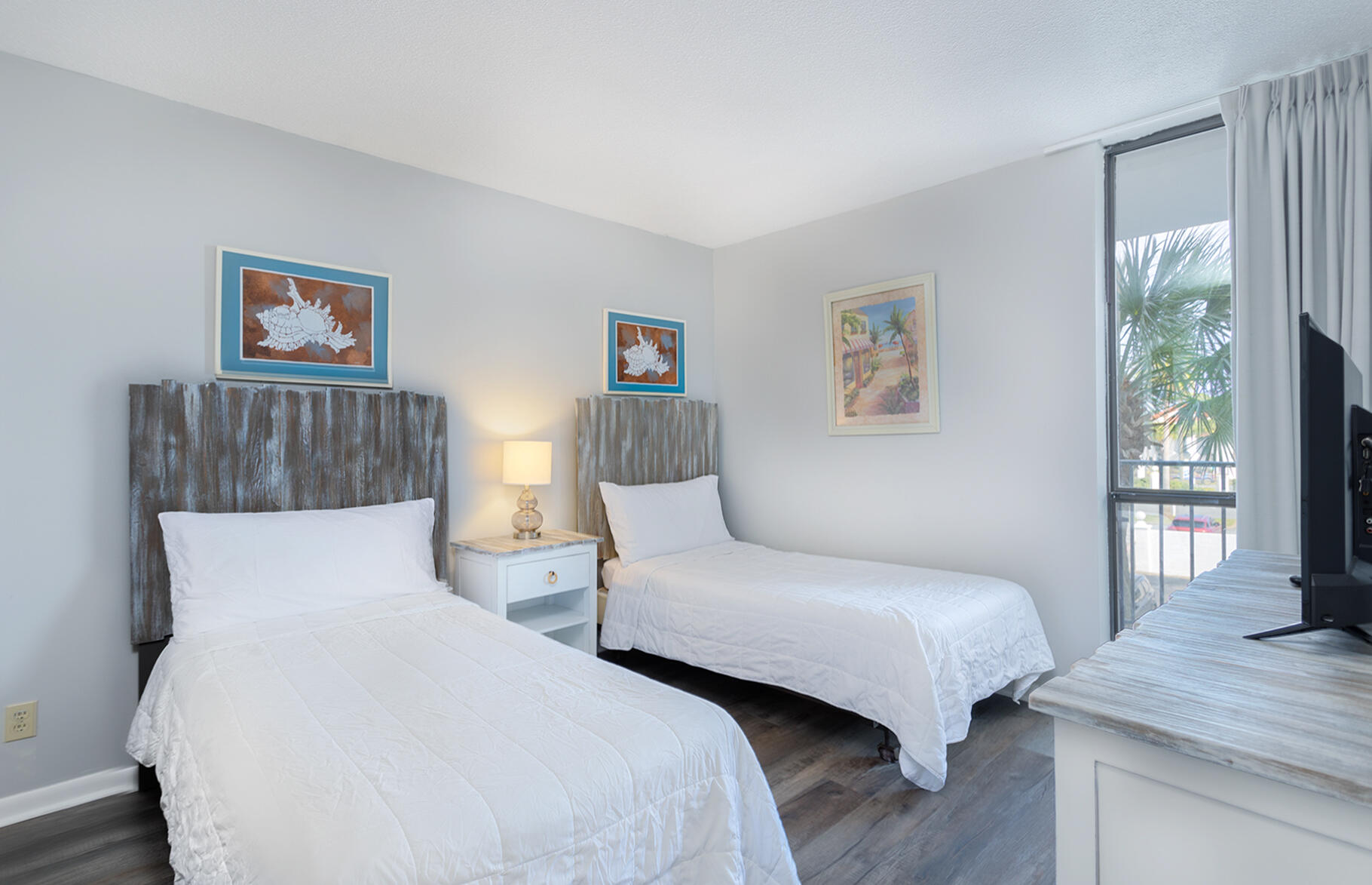 LEEWARD/WINDWARD CONDO - Residential