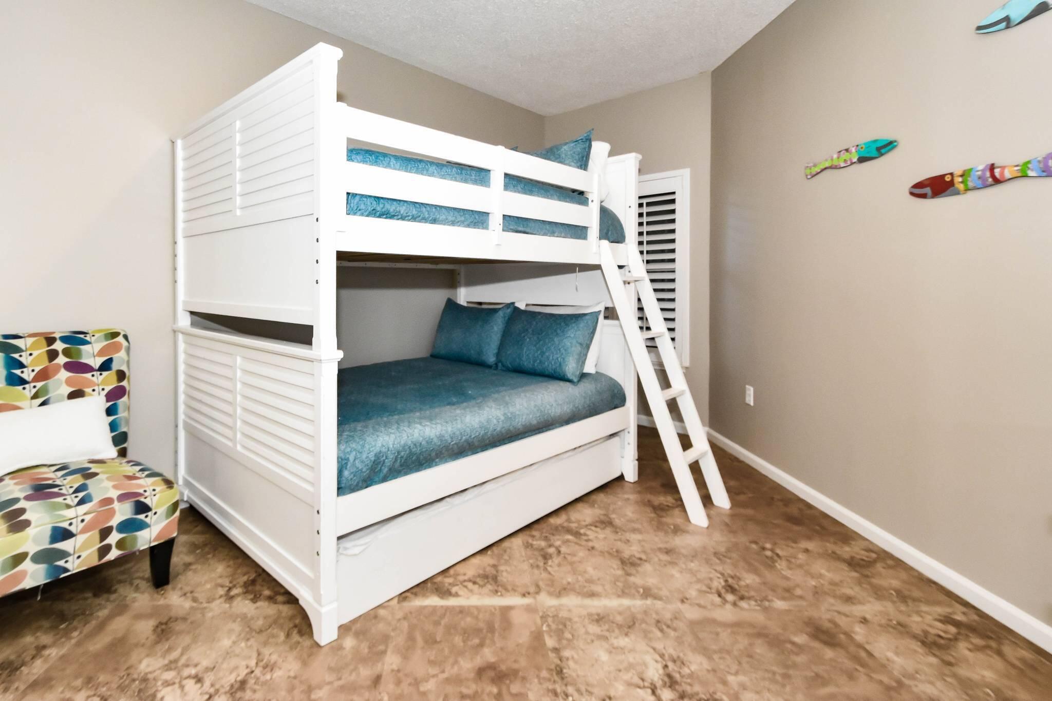 STERLING SANDS CONDO - Residential
