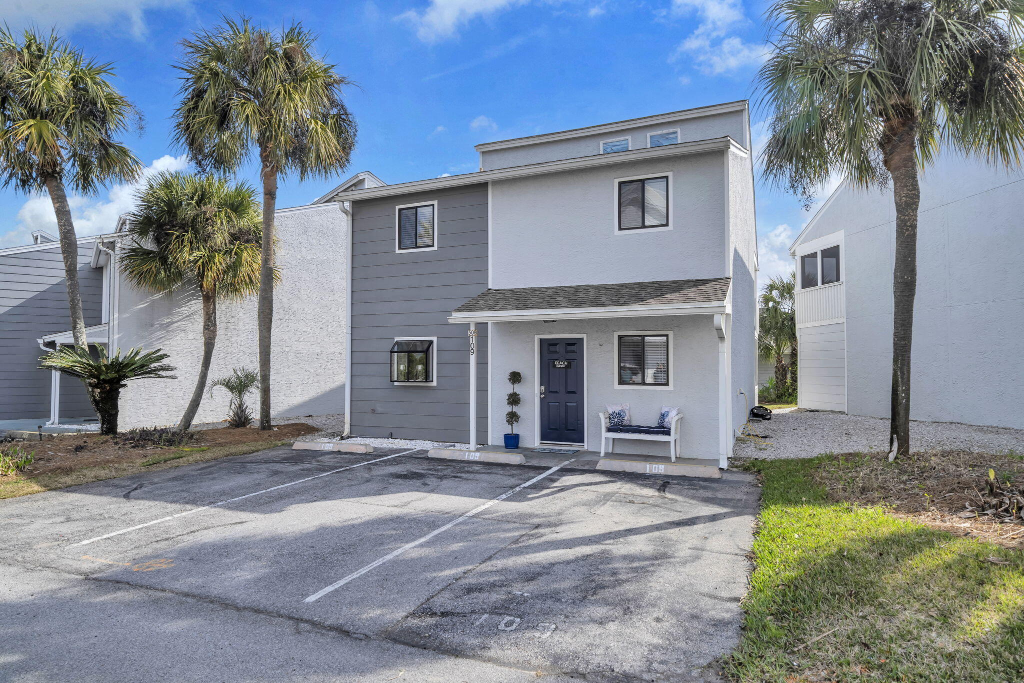 MISTY COVE T/H PH 1 - Residential