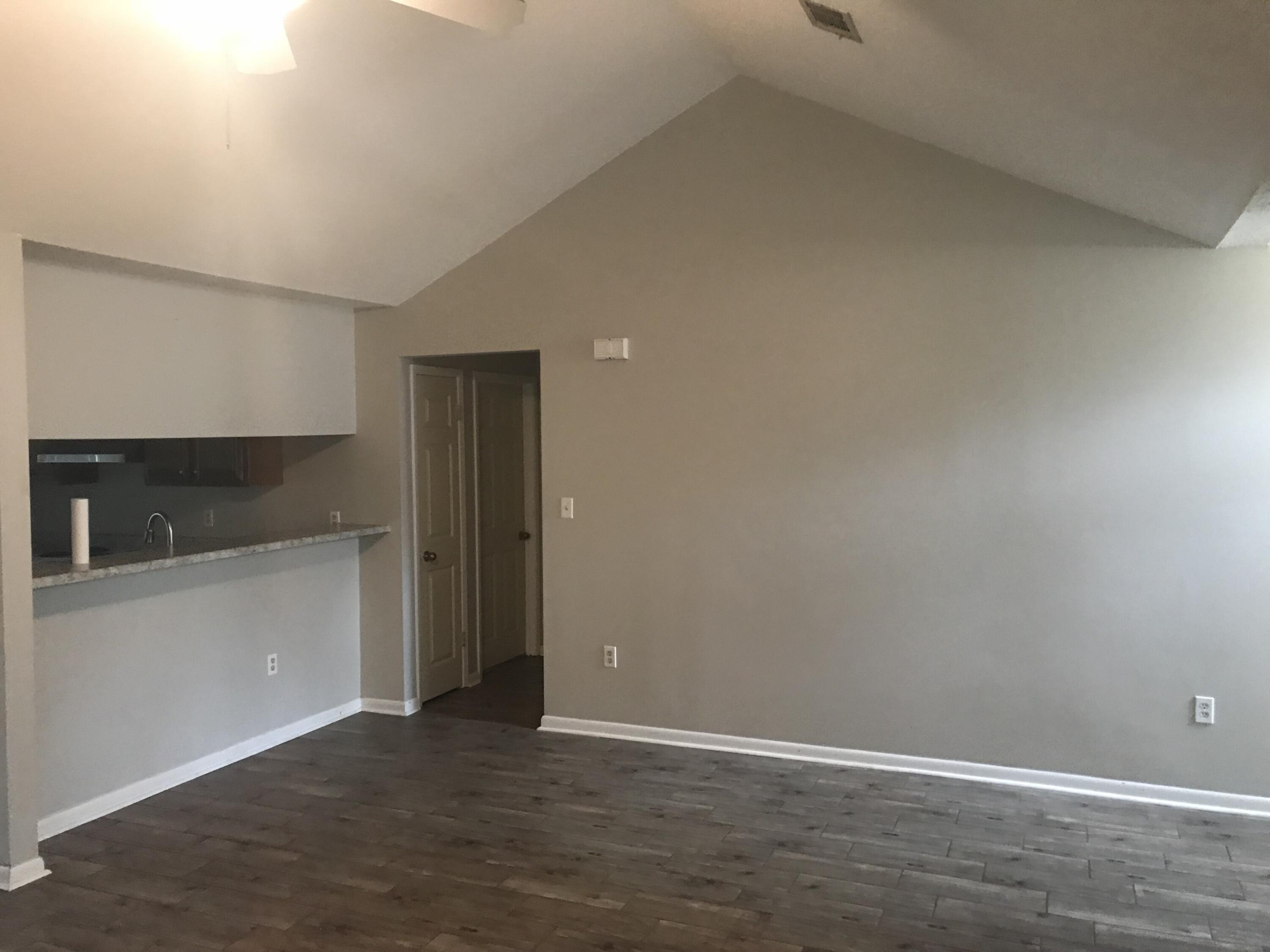 BLUEWATER BAY VILLAGE 1A - Residential Lease