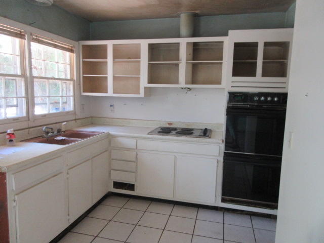 MORENO ACRES 1ST ADDN - Residential