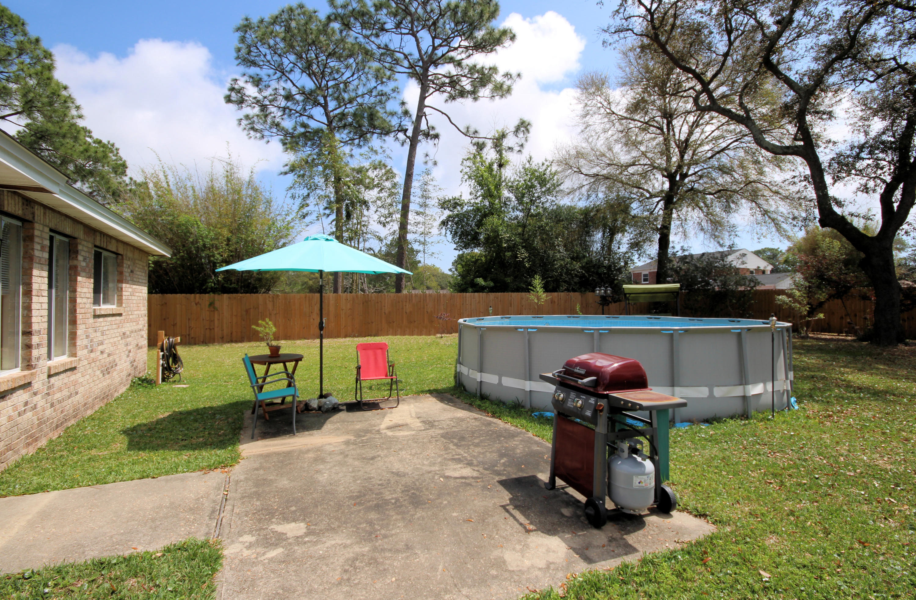 BAYOU POQUITO - Residential