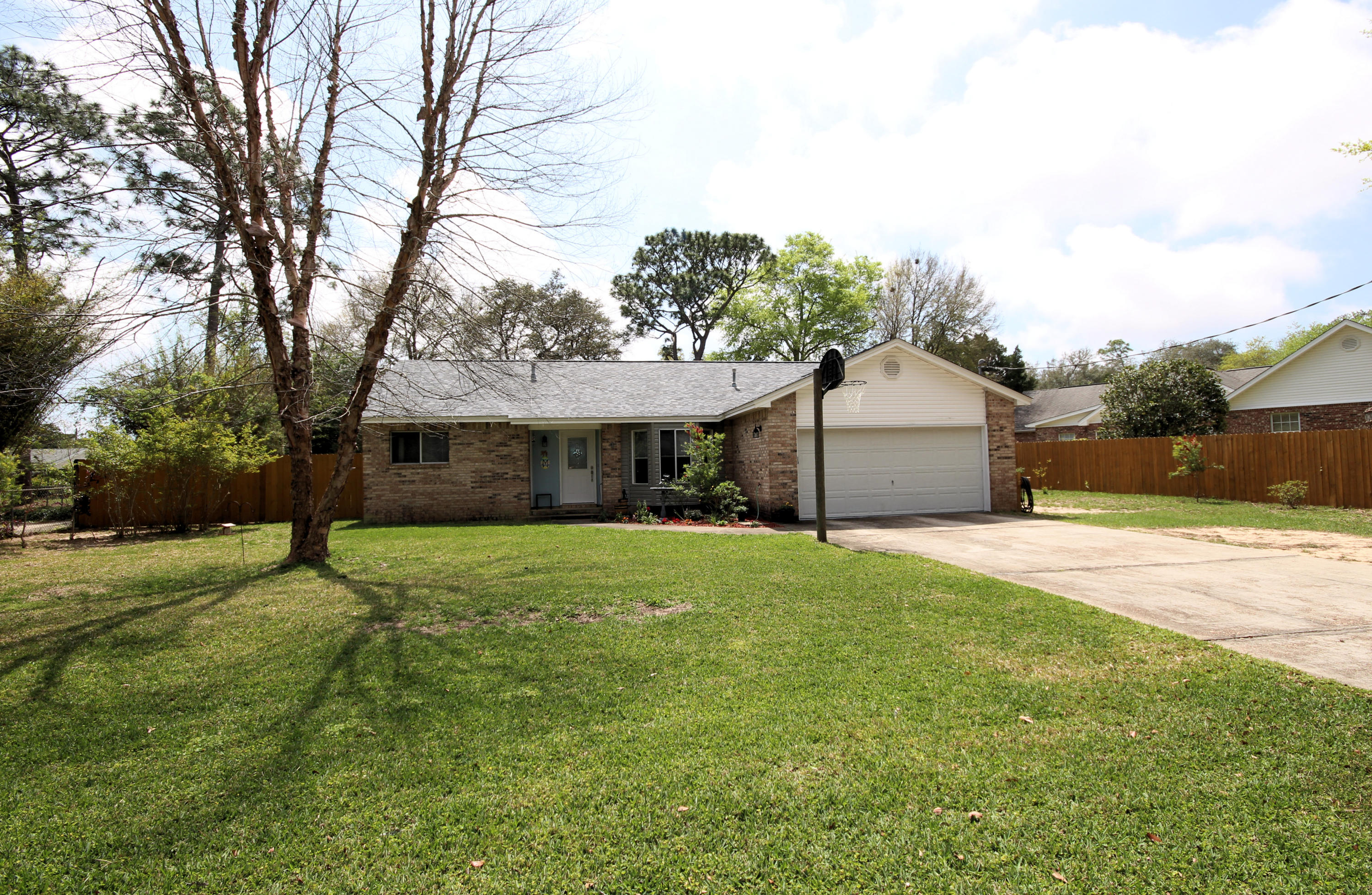 BAYOU POQUITO - Residential