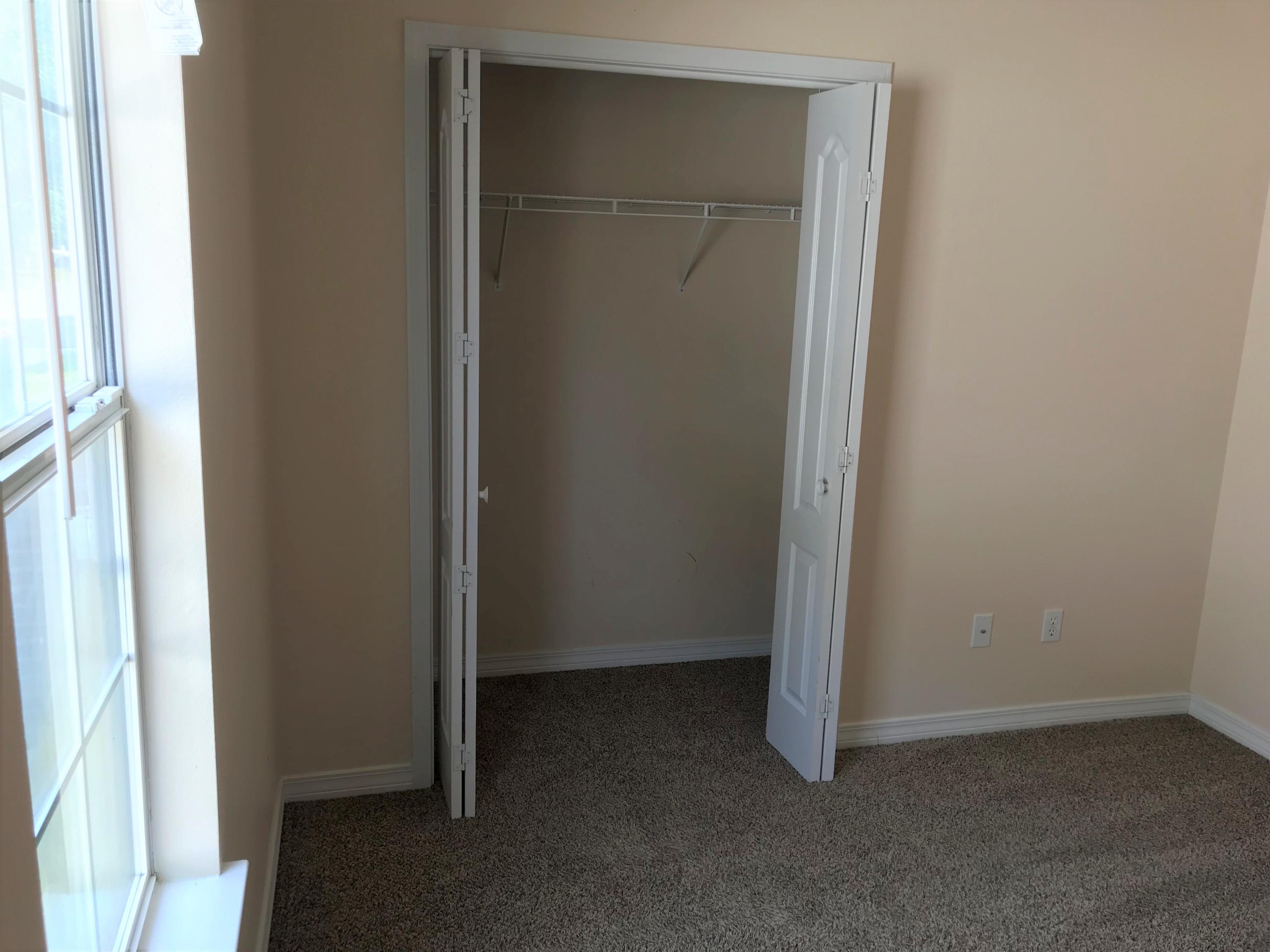 OAKHILL - Residential Lease
