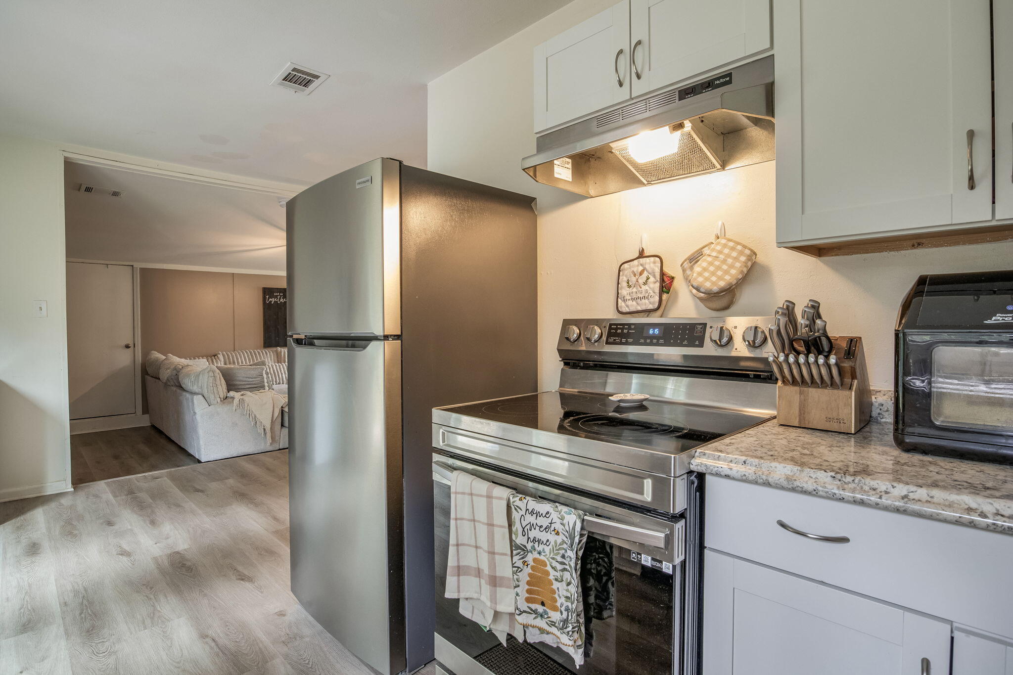 CRESCENT LAKE - Residential
