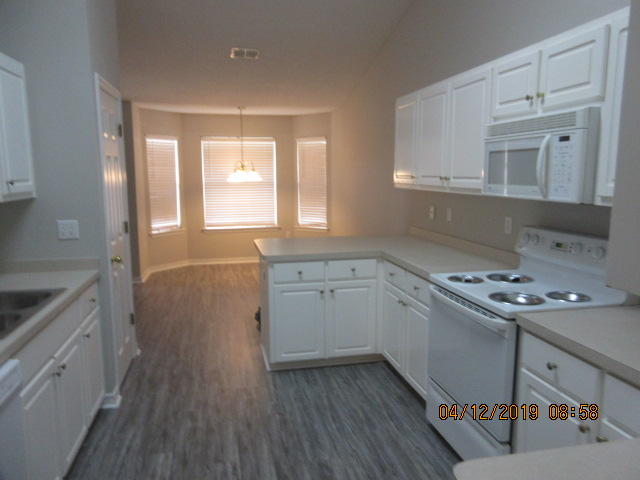 HAMPTON RIDGE ESTATES - Residential Lease