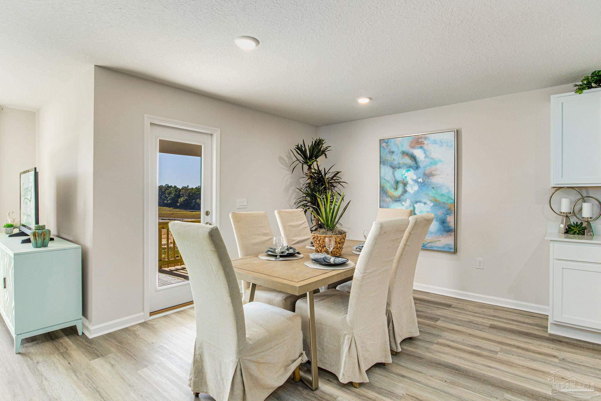 BOOKER ESTATES - Residential