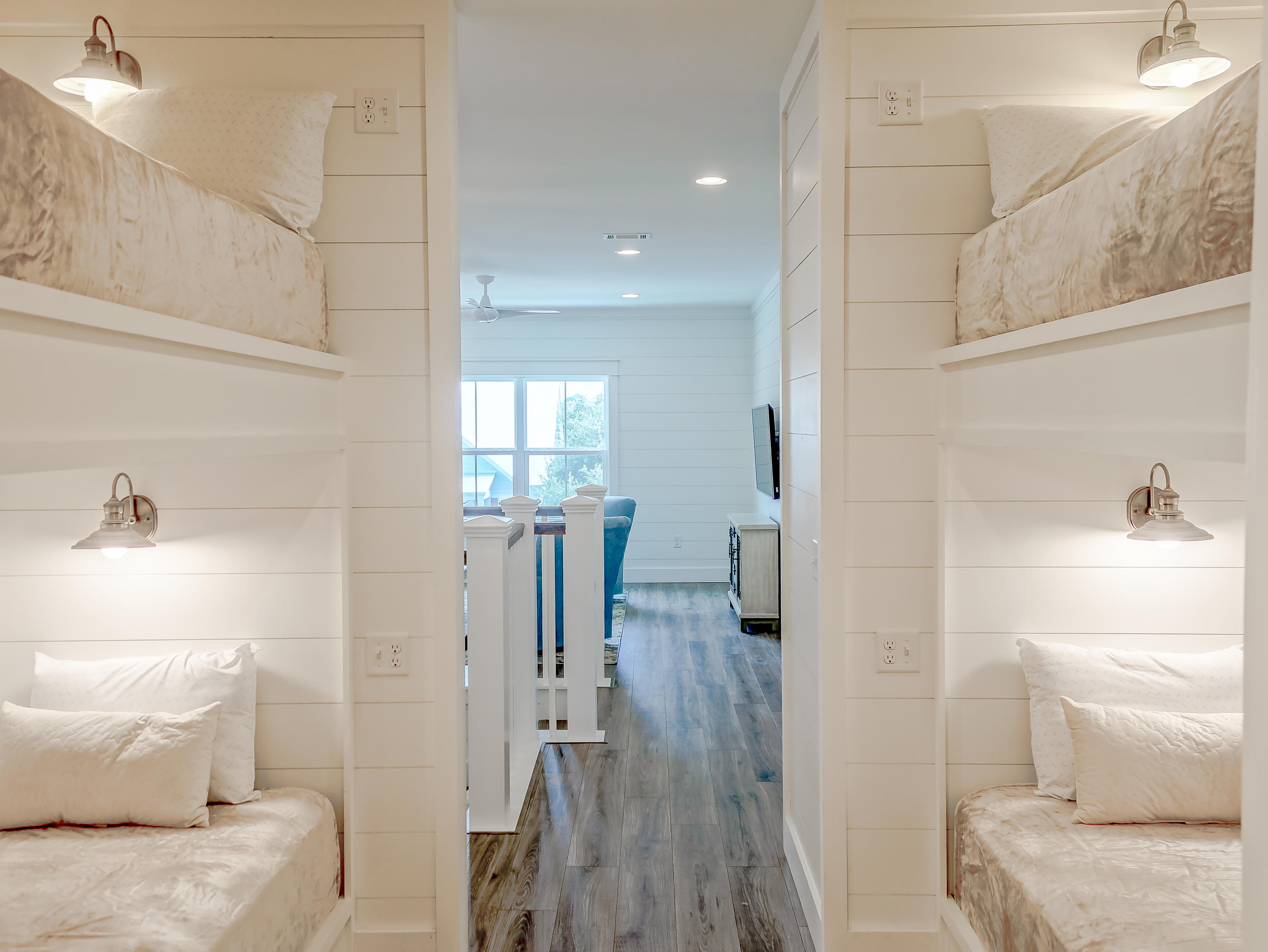 GULFSIDE ESTATES PHASE I & II - Residential