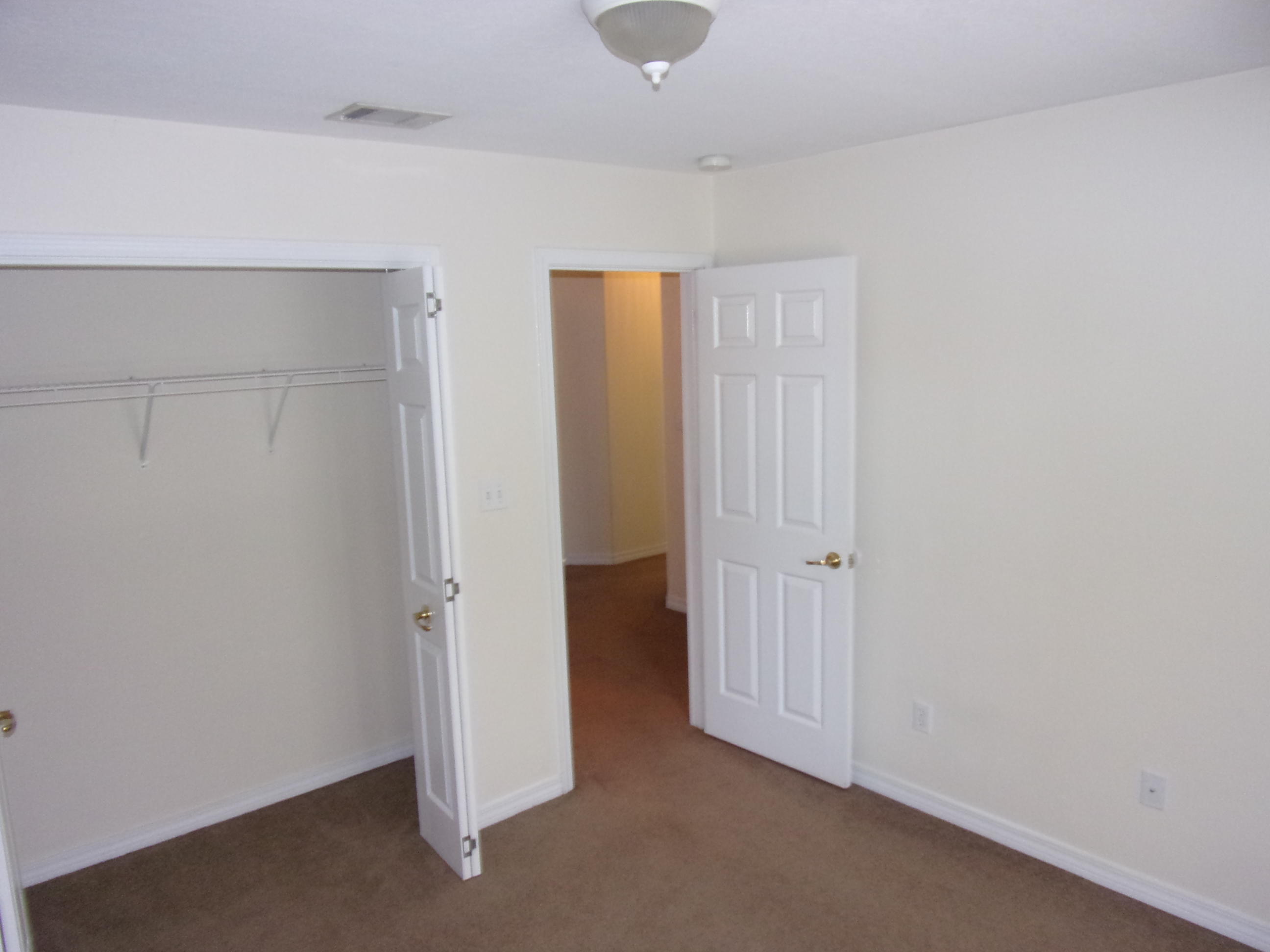 BAY RIDGE PARK 2ND ADDN - Residential Lease
