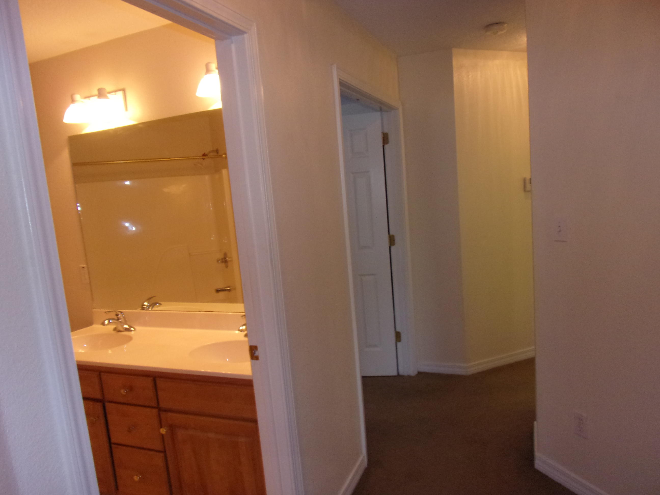 BAY RIDGE PARK 2ND ADDN - Residential Lease