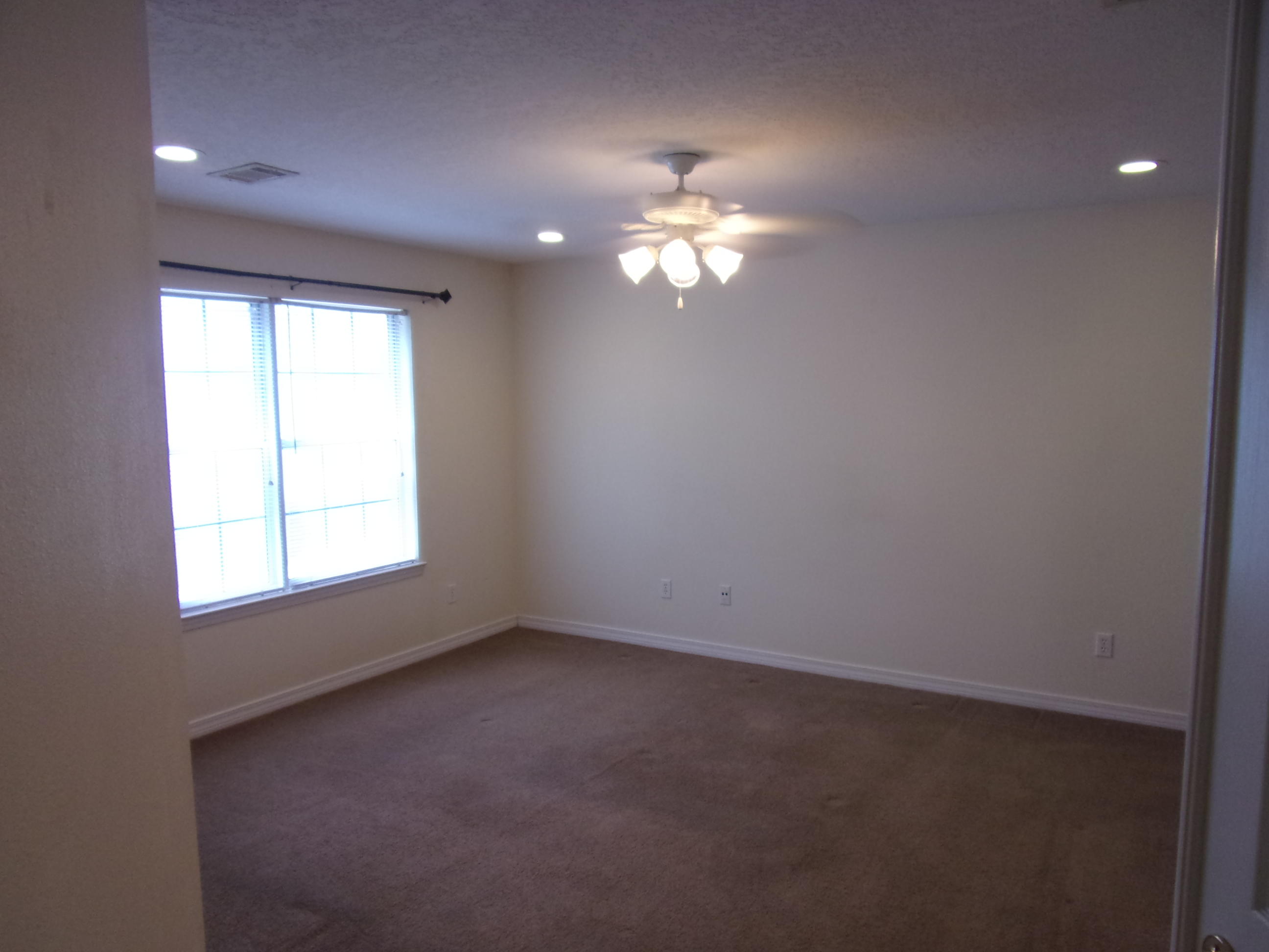 BAY RIDGE PARK 2ND ADDN - Residential Lease