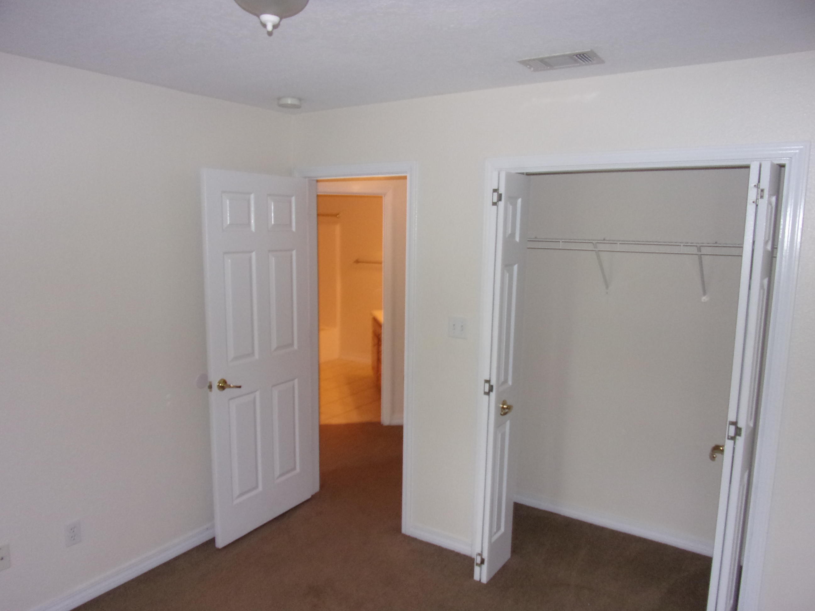 BAY RIDGE PARK 2ND ADDN - Residential Lease