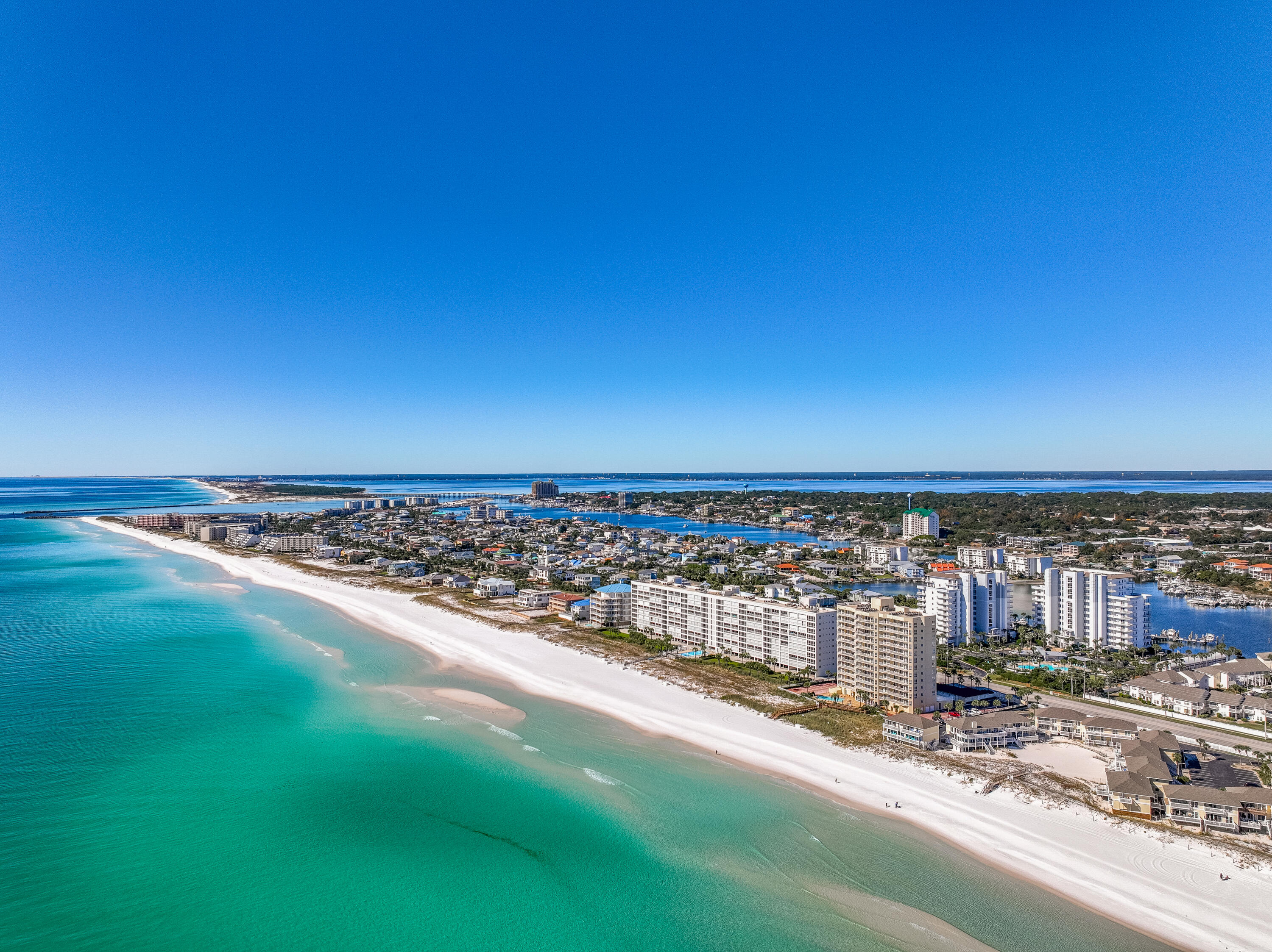 HOLIDAY ISLE TOWERS CONDO - Residential