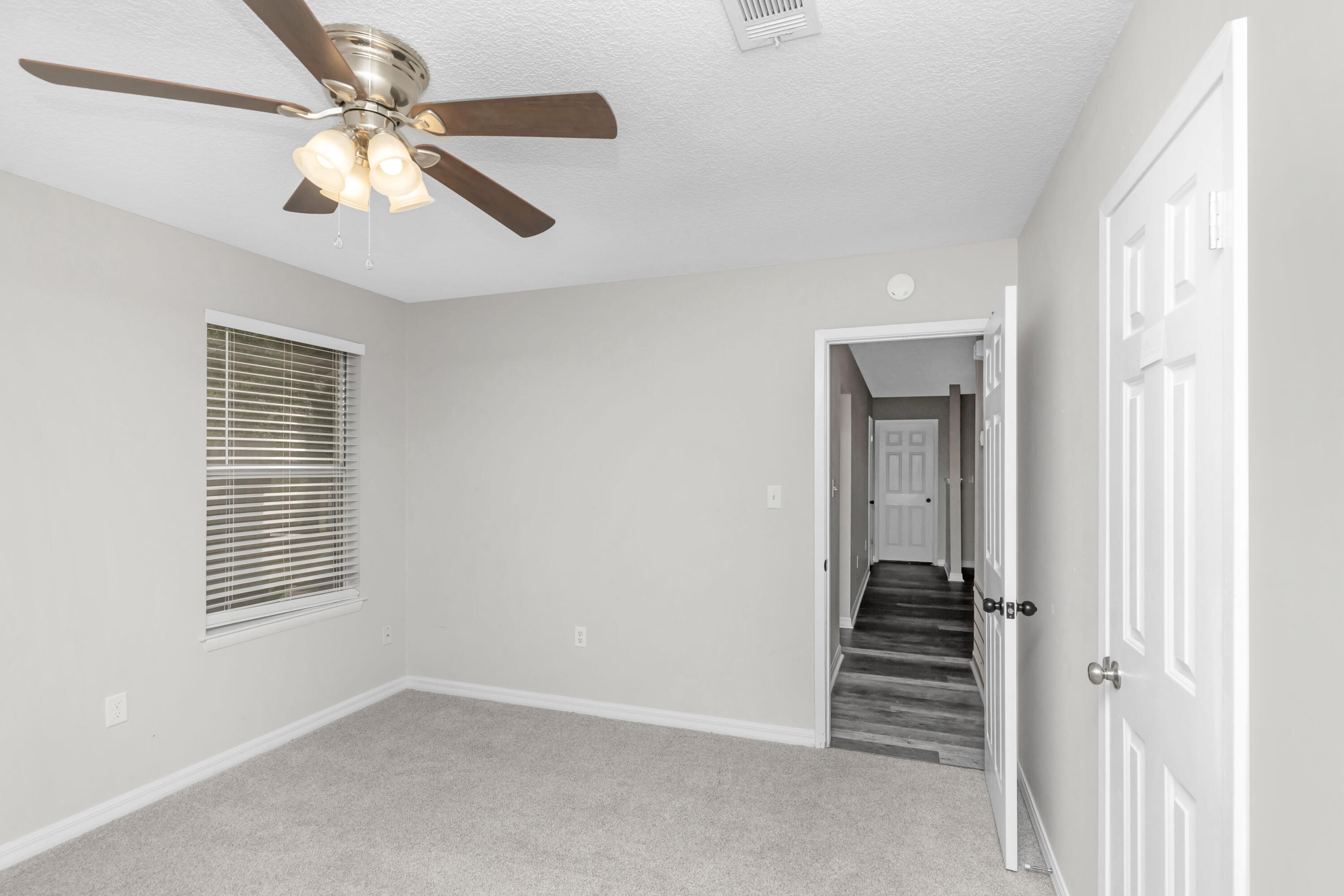 HERITAGE HILLS UNIT 1 - Residential Lease
