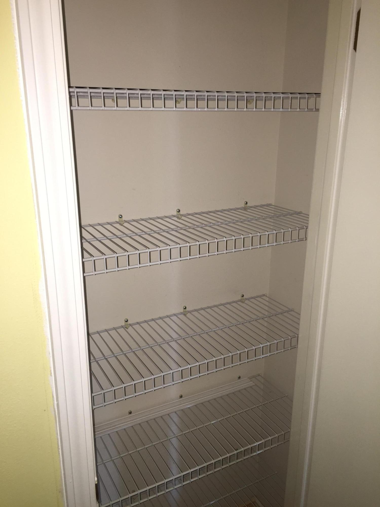 TEN LAKE ESTATES UNIT 2 - Residential Lease
