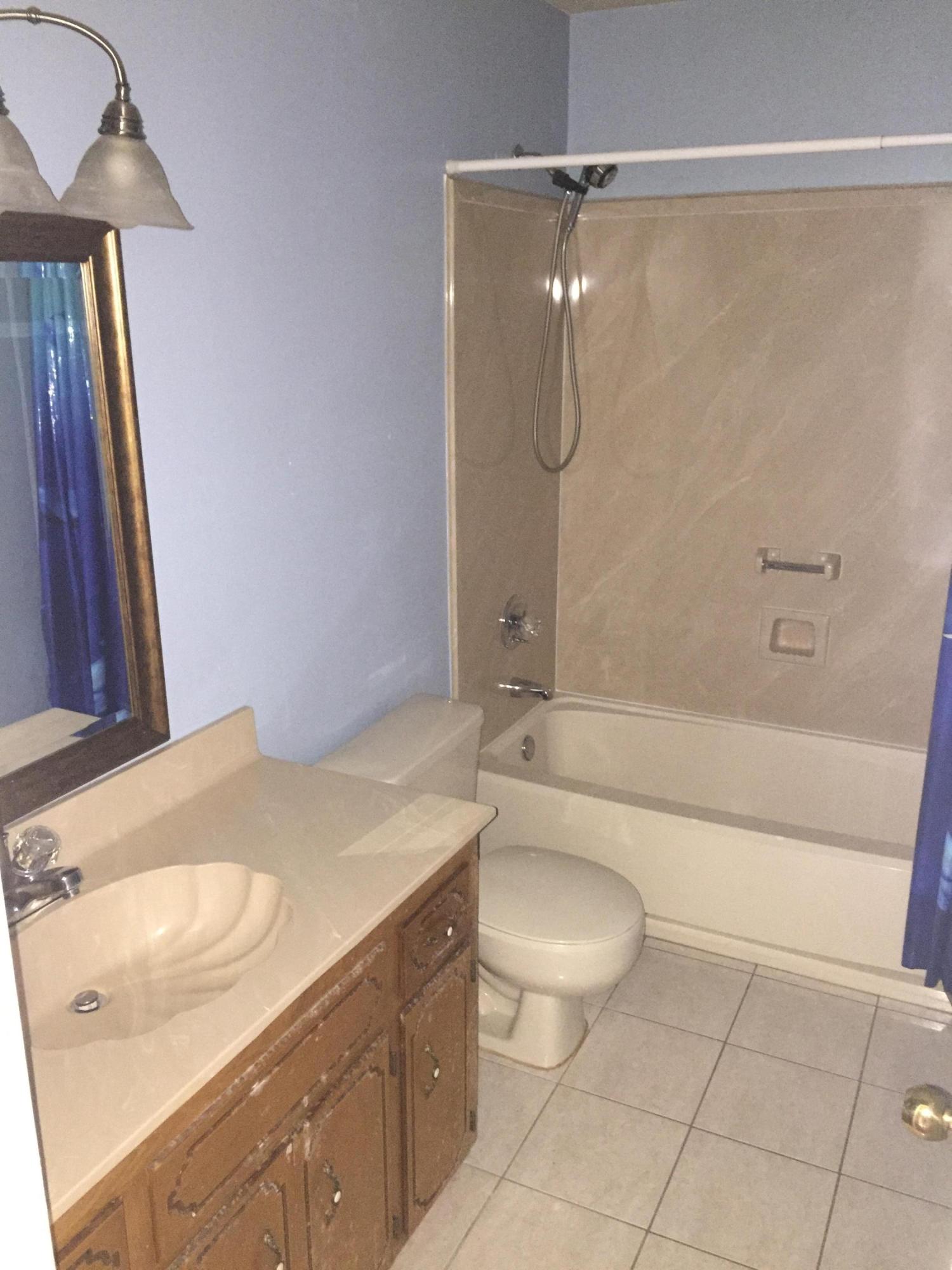 TEN LAKE ESTATES UNIT 2 - Residential Lease