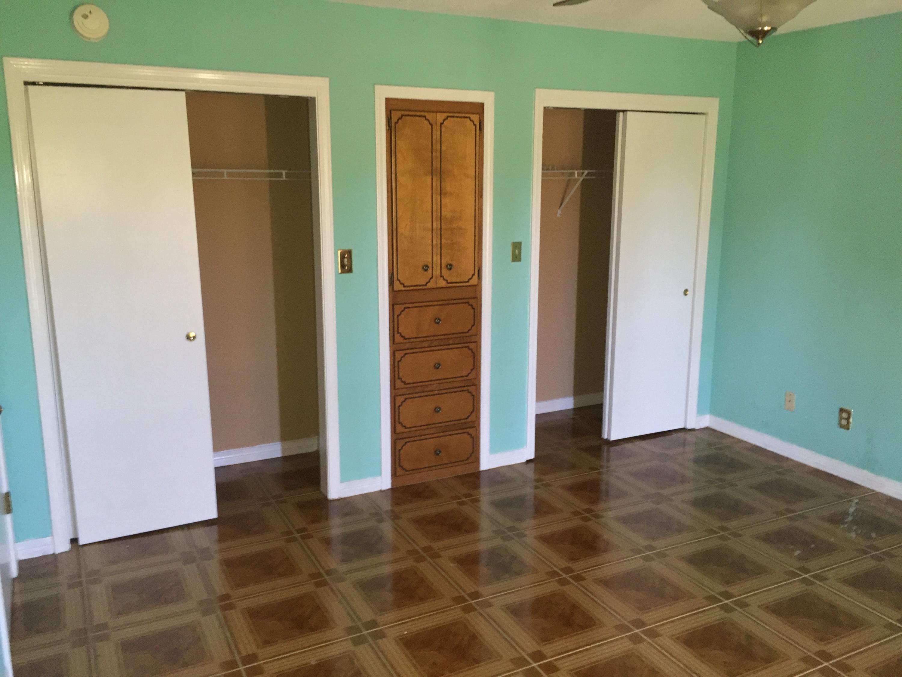 TEN LAKE ESTATES UNIT 2 - Residential Lease
