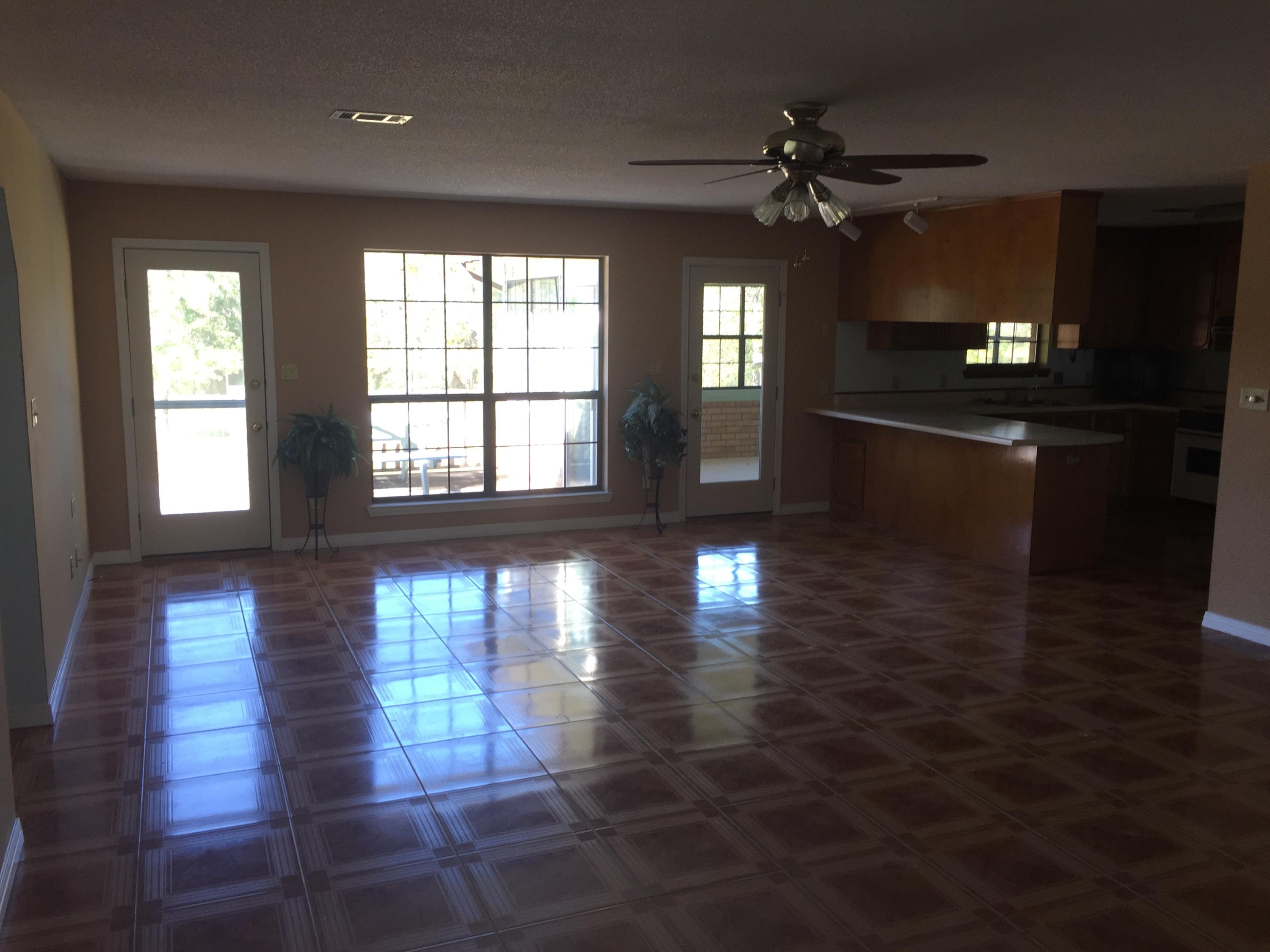 TEN LAKE ESTATES UNIT 2 - Residential Lease