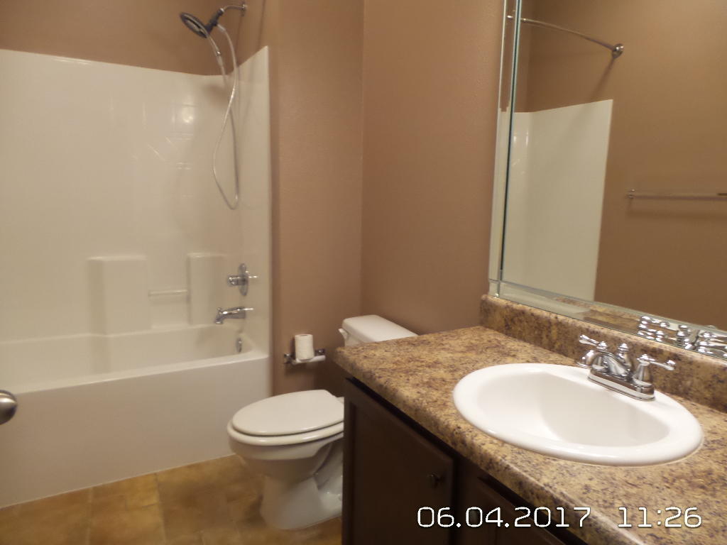 ROLLING RIDGE S/D - Residential Lease