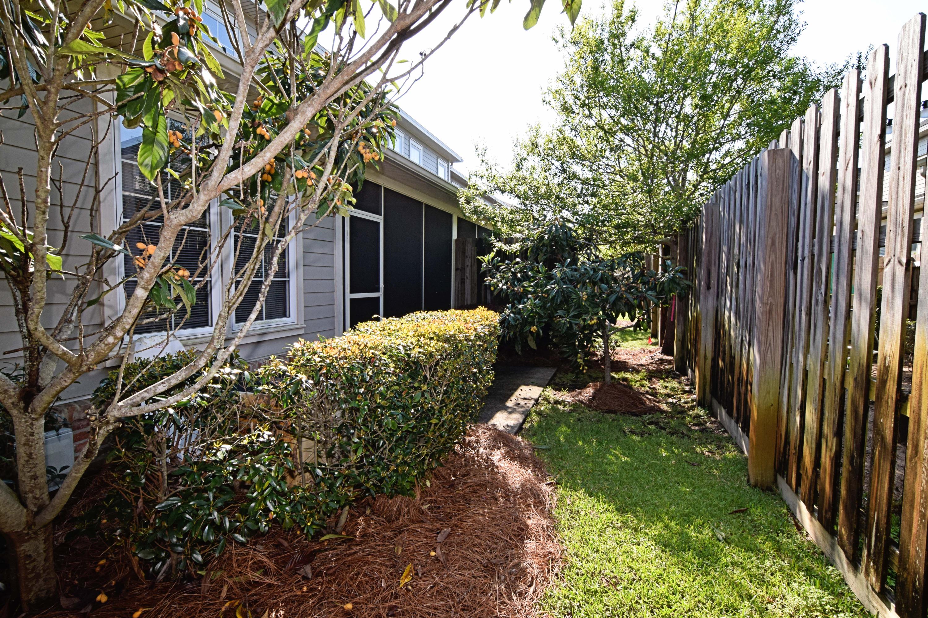 MARINA LANDING - Residential