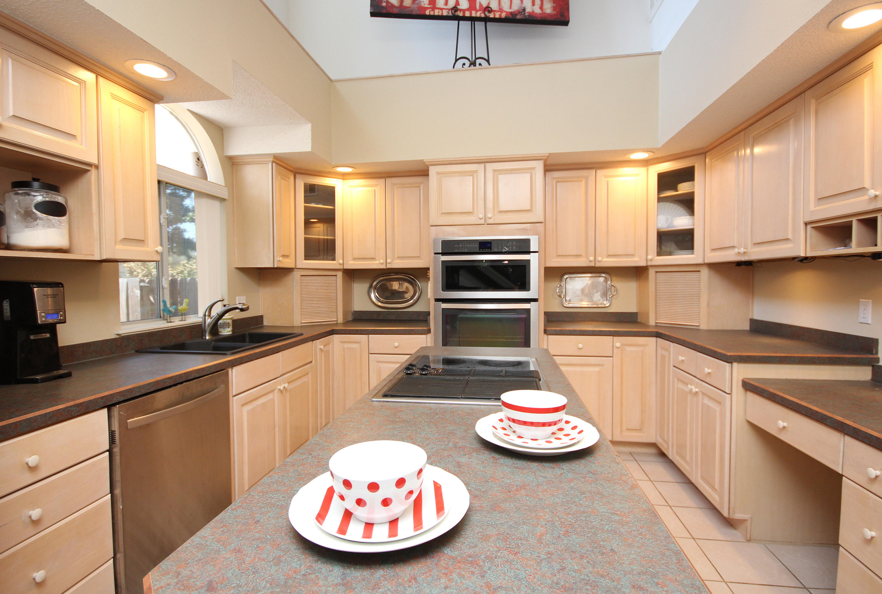 ISLANDVIEW BEACH - Residential