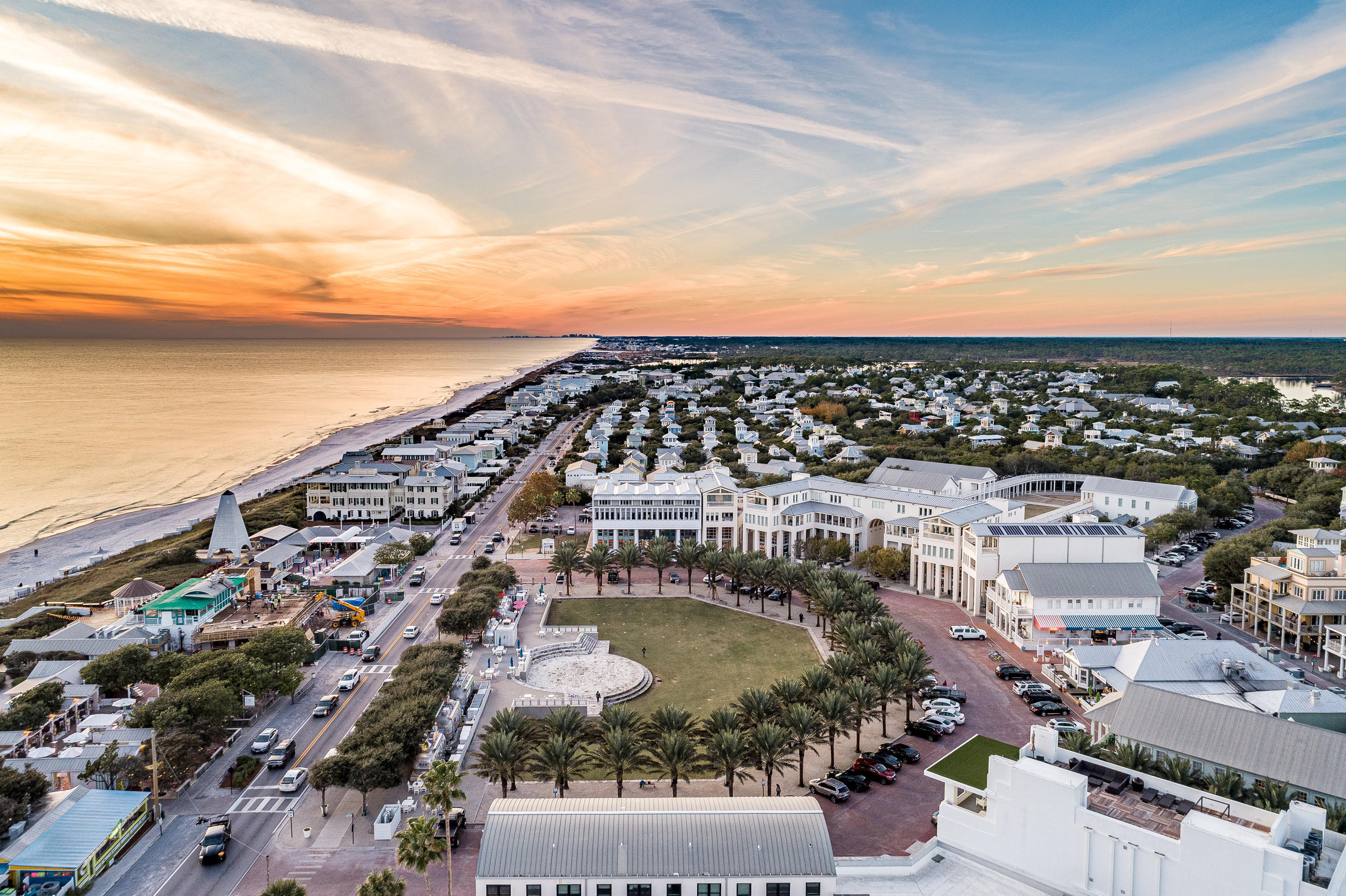 SEASIDE TOWN CENTER - Residential