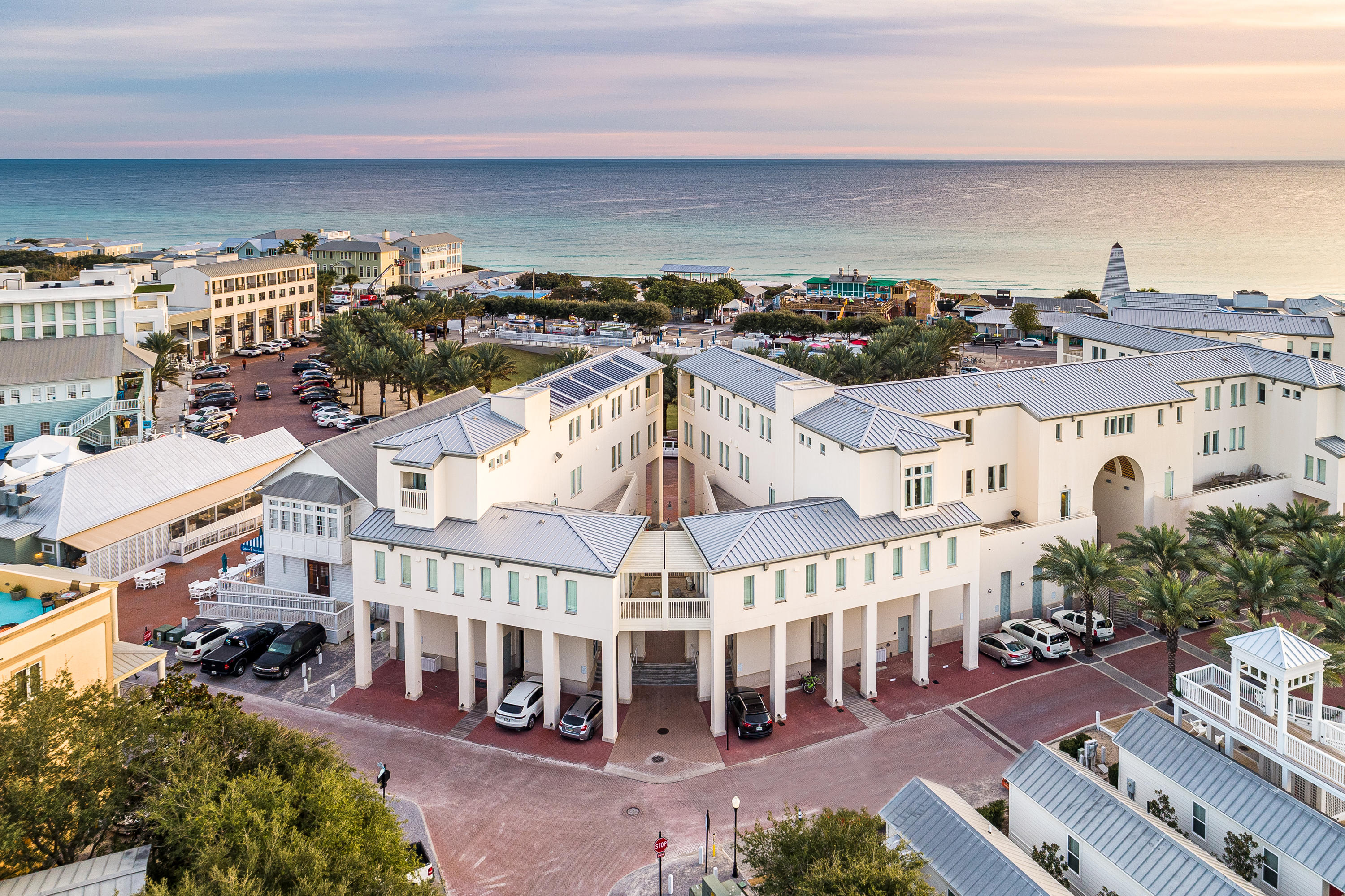 SEASIDE TOWN CENTER - Residential