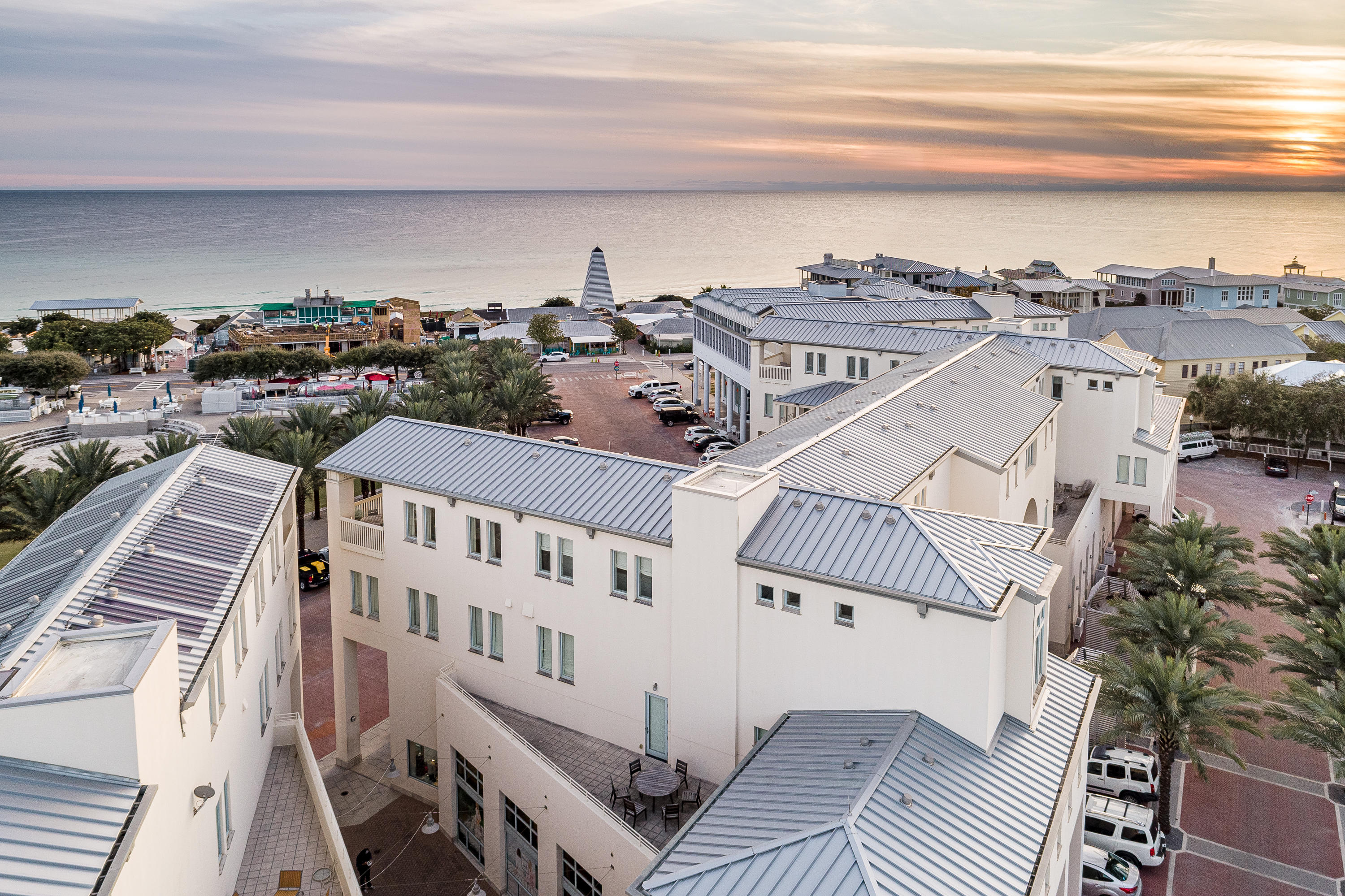 SEASIDE TOWN CENTER - Residential