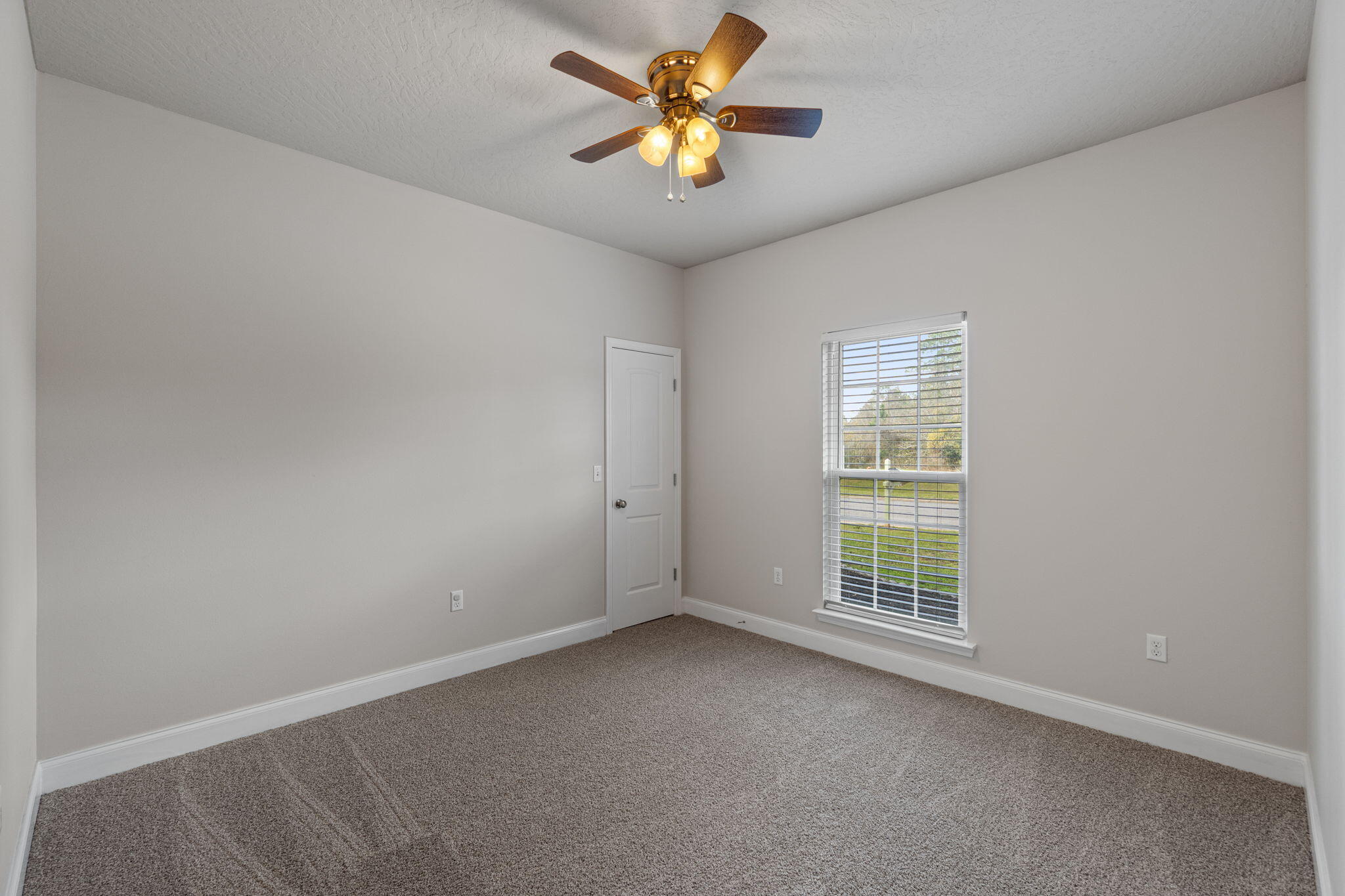 DUGGAN POND ESTATES - Residential