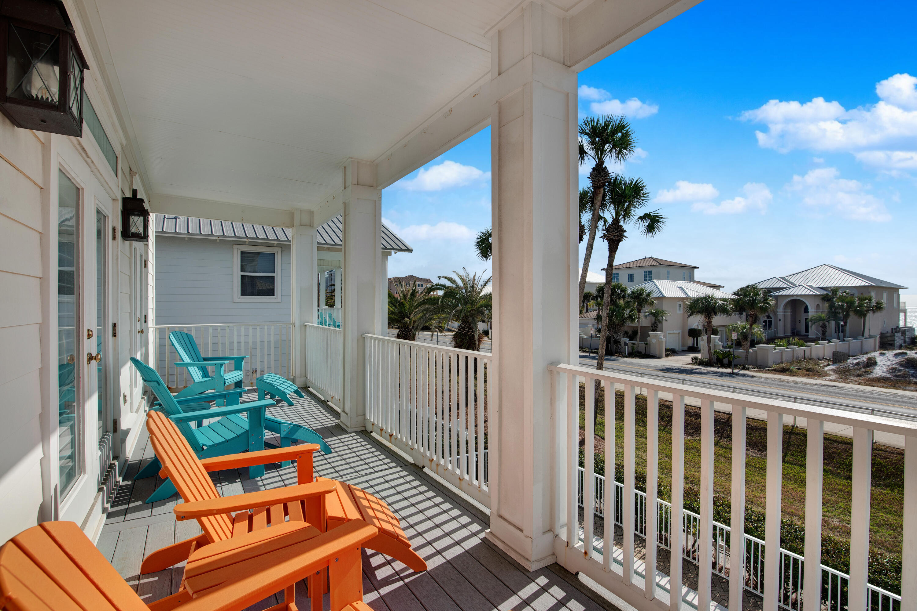 CRYSTAL SHORES - Residential