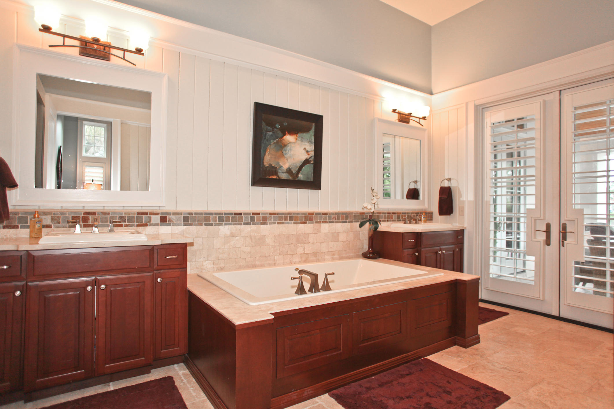 ISLAND ESTATES - Residential