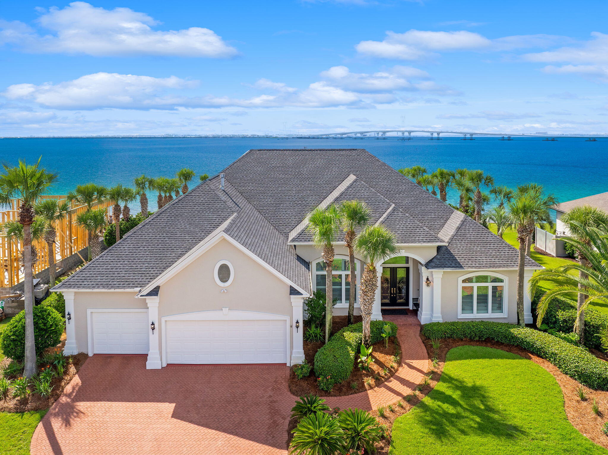 DOLPHIN BAY PH 1 - Residential