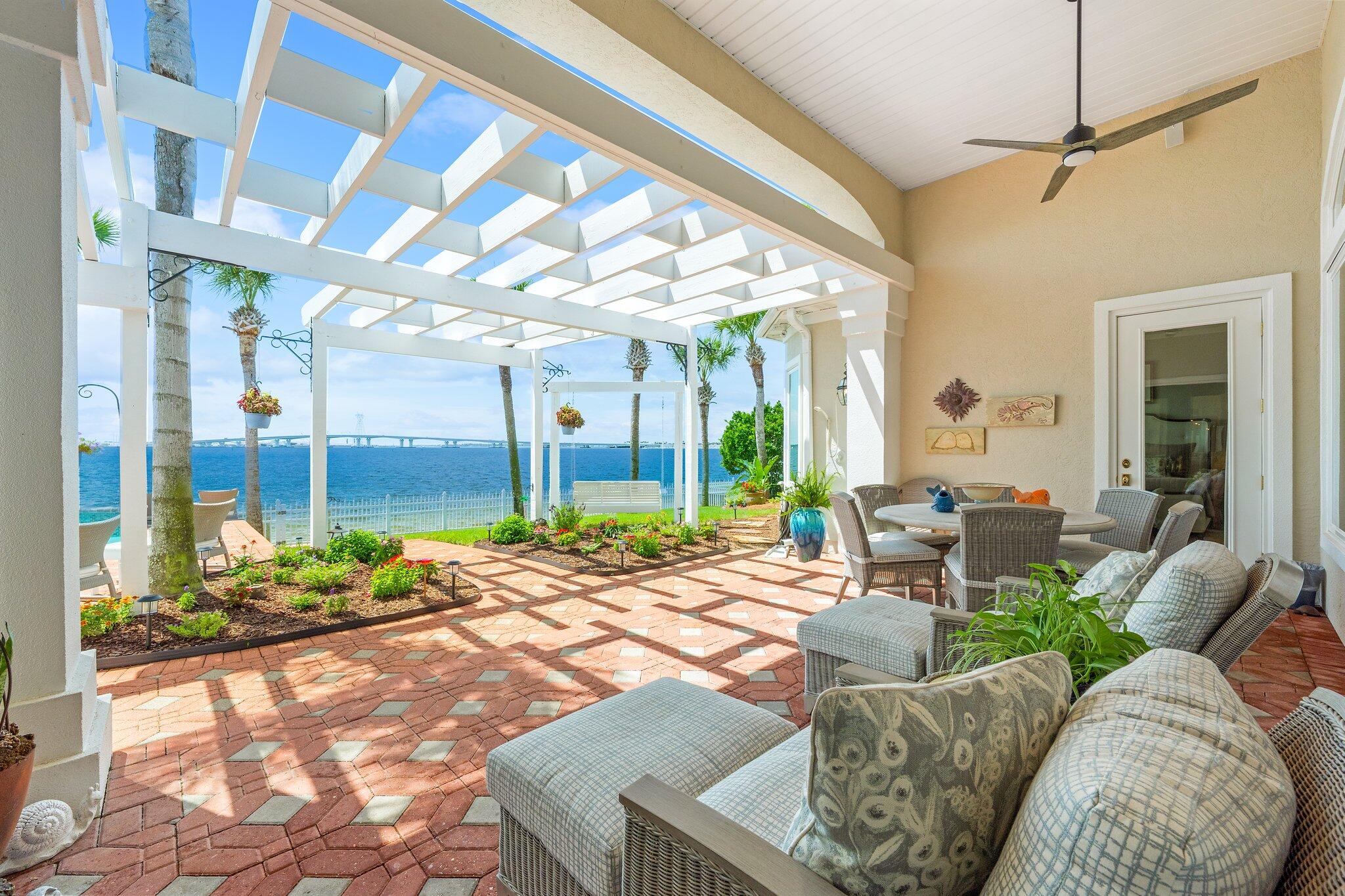DOLPHIN BAY PH 1 - Residential