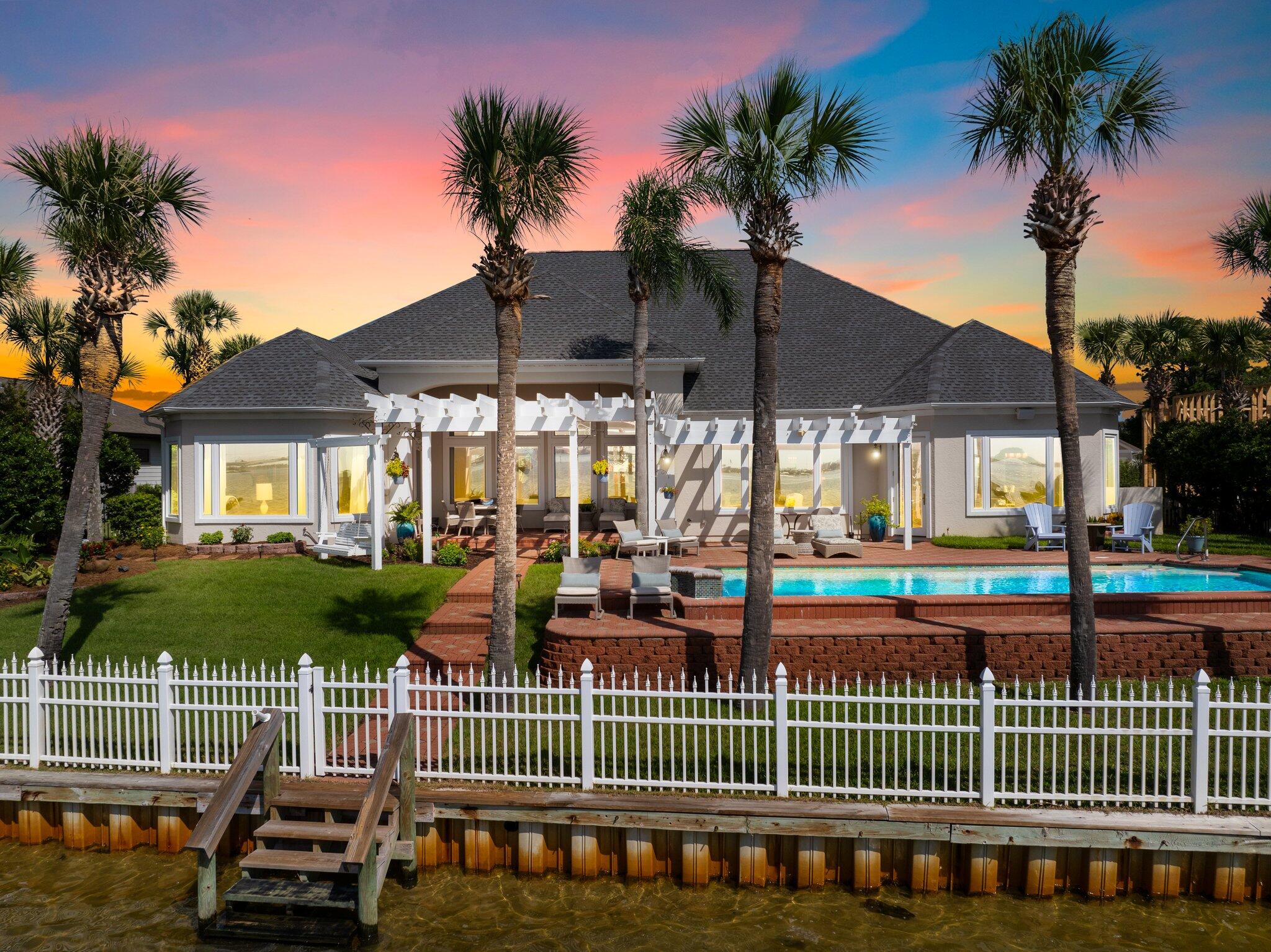 DOLPHIN BAY PH 1 - Residential
