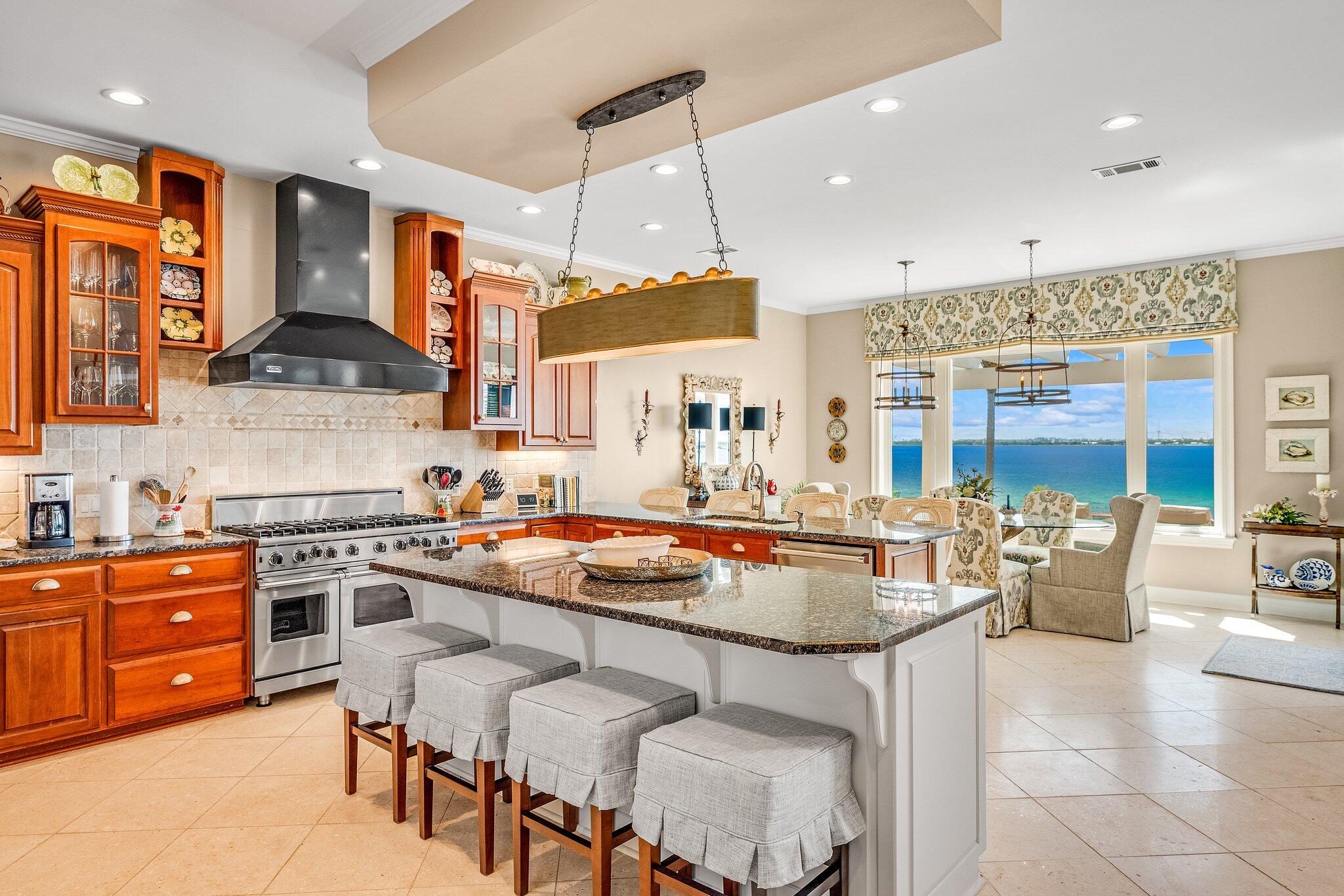 DOLPHIN BAY PH 1 - Residential