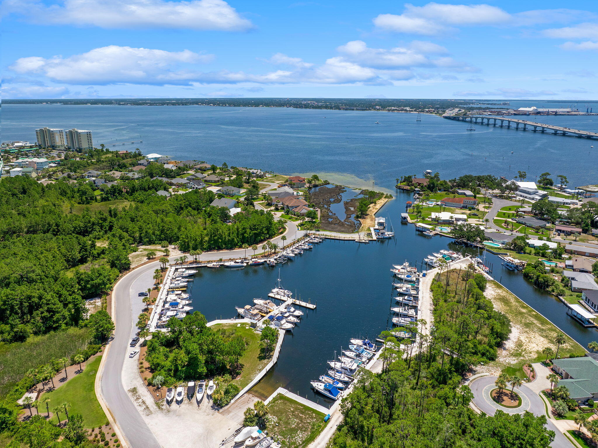 DOLPHIN BAY PH 1 - Residential