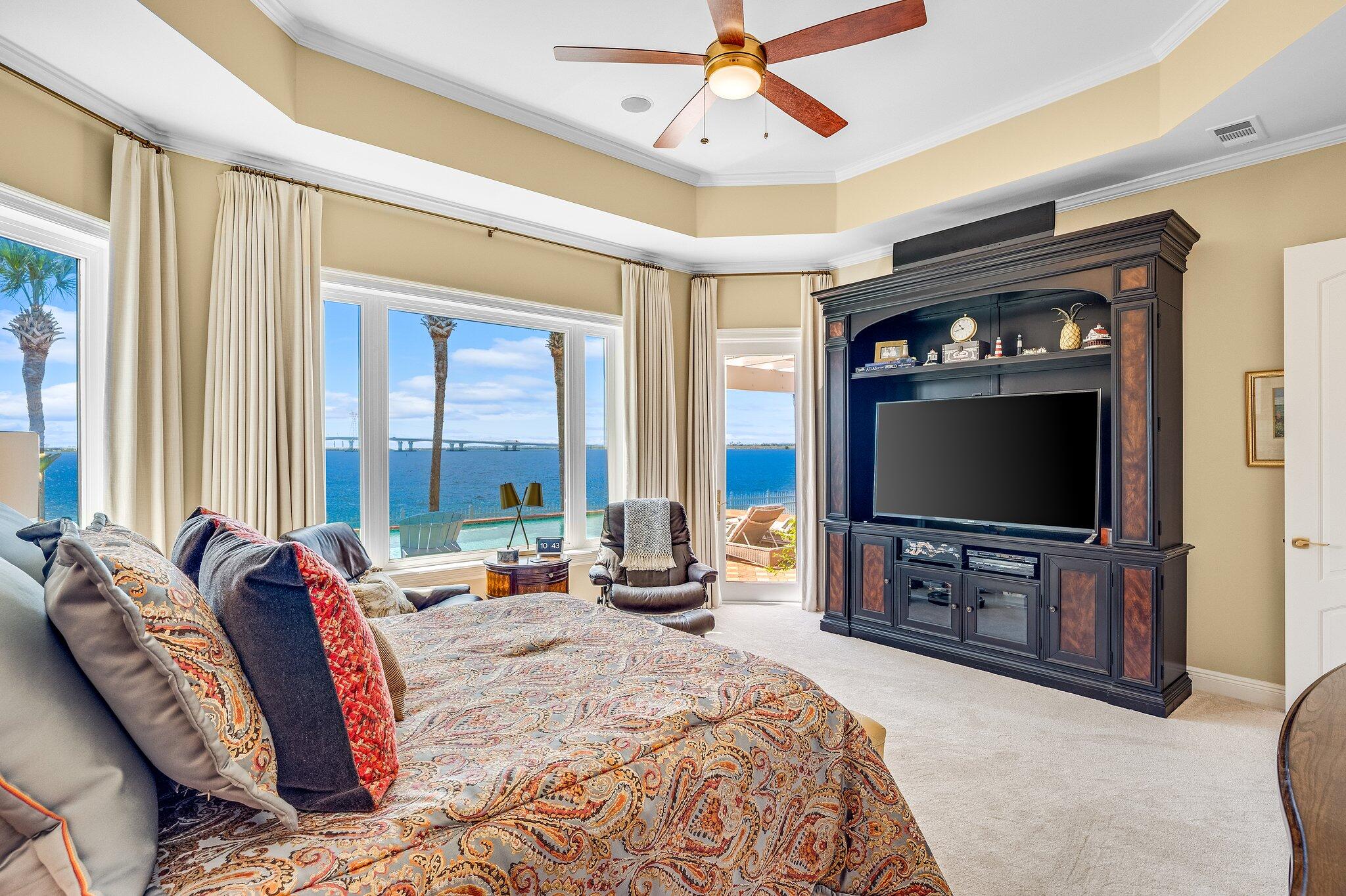 DOLPHIN BAY PH 1 - Residential