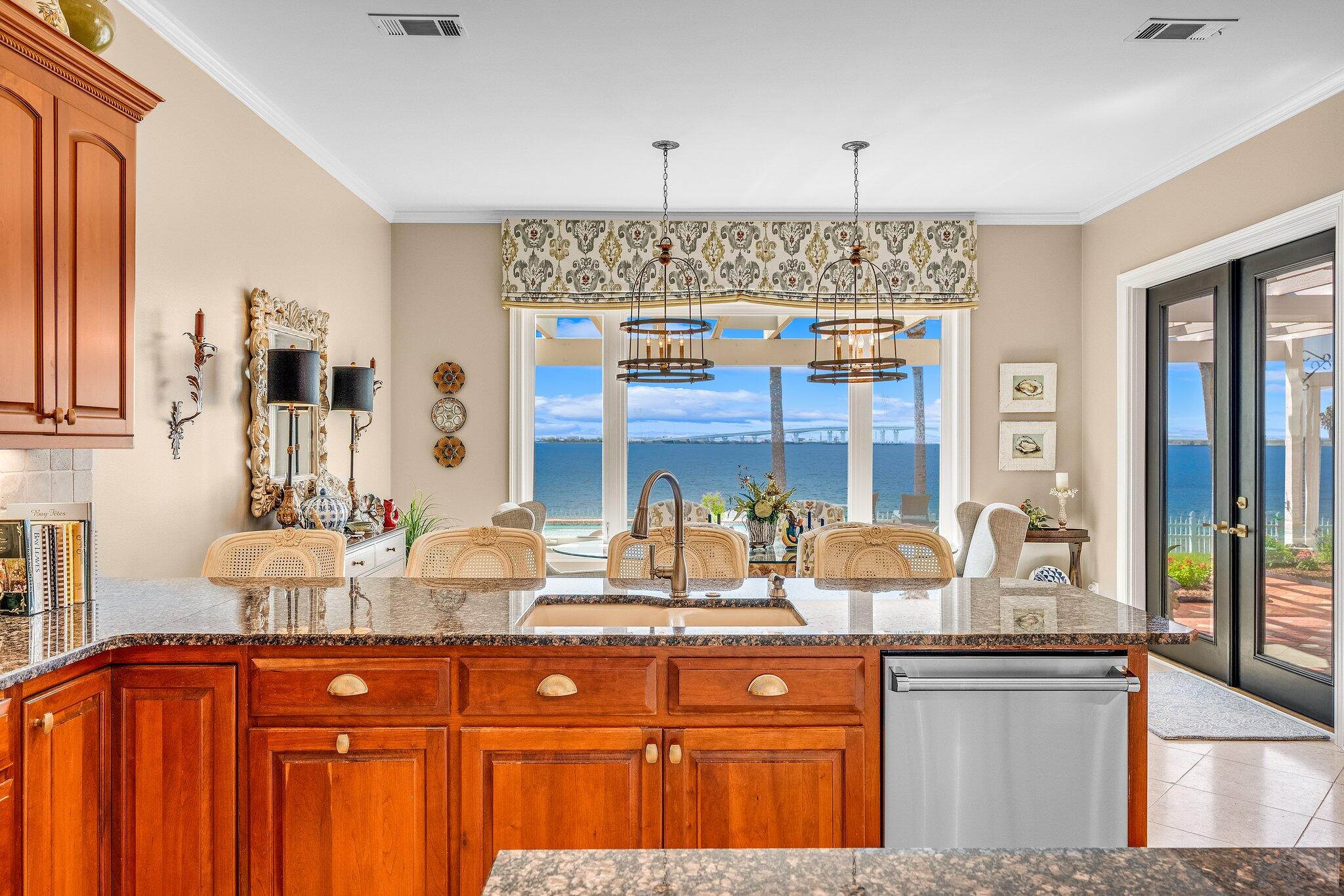DOLPHIN BAY PH 1 - Residential